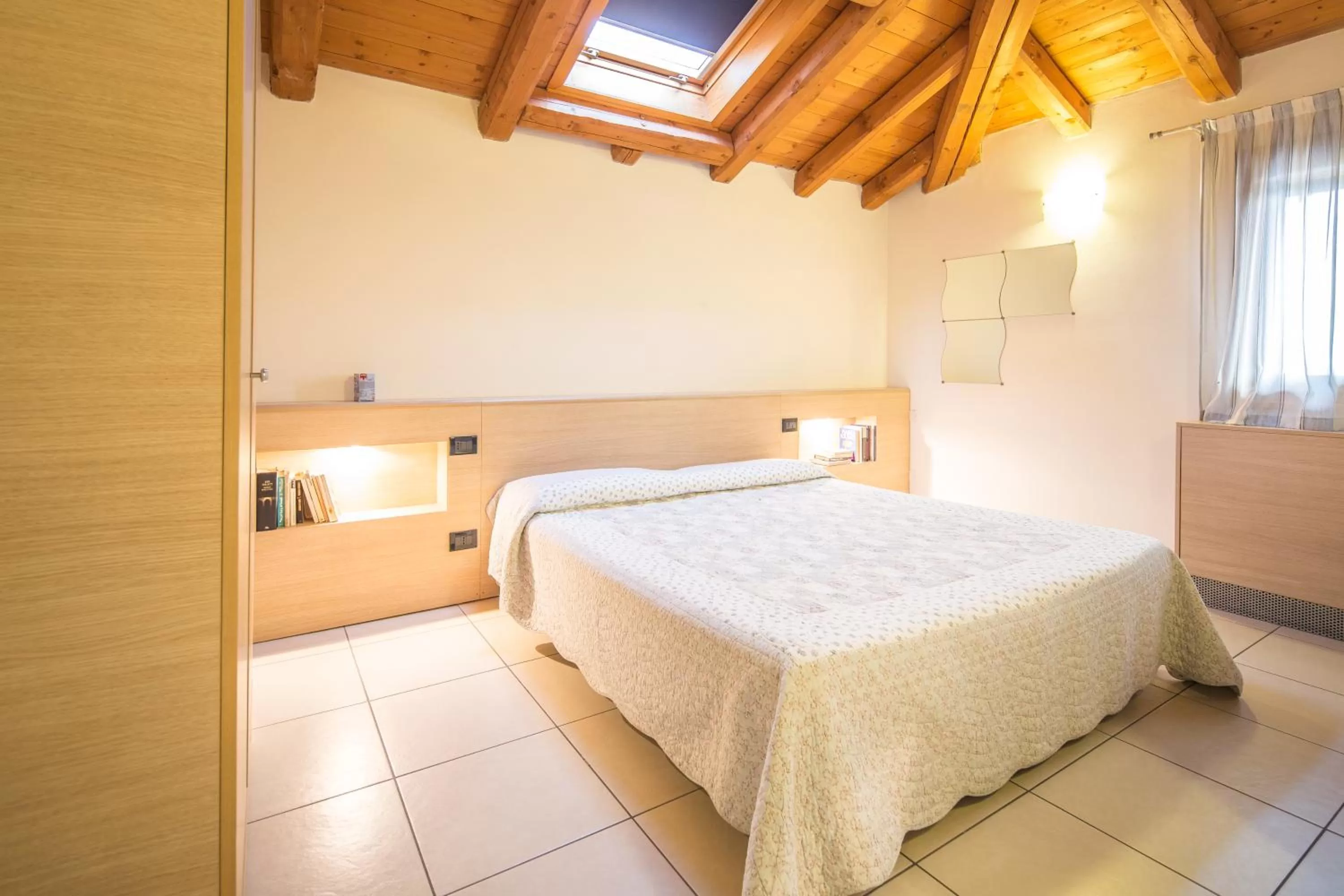 Bed in Il Milione Country Hotel