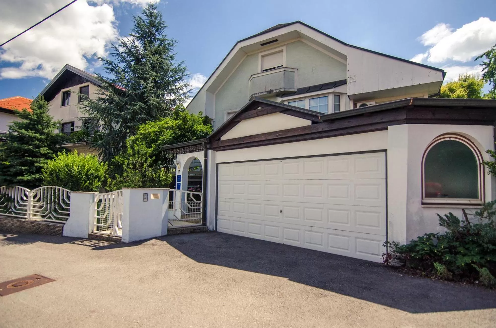 Property Building in Apartment & Rooms Miboti