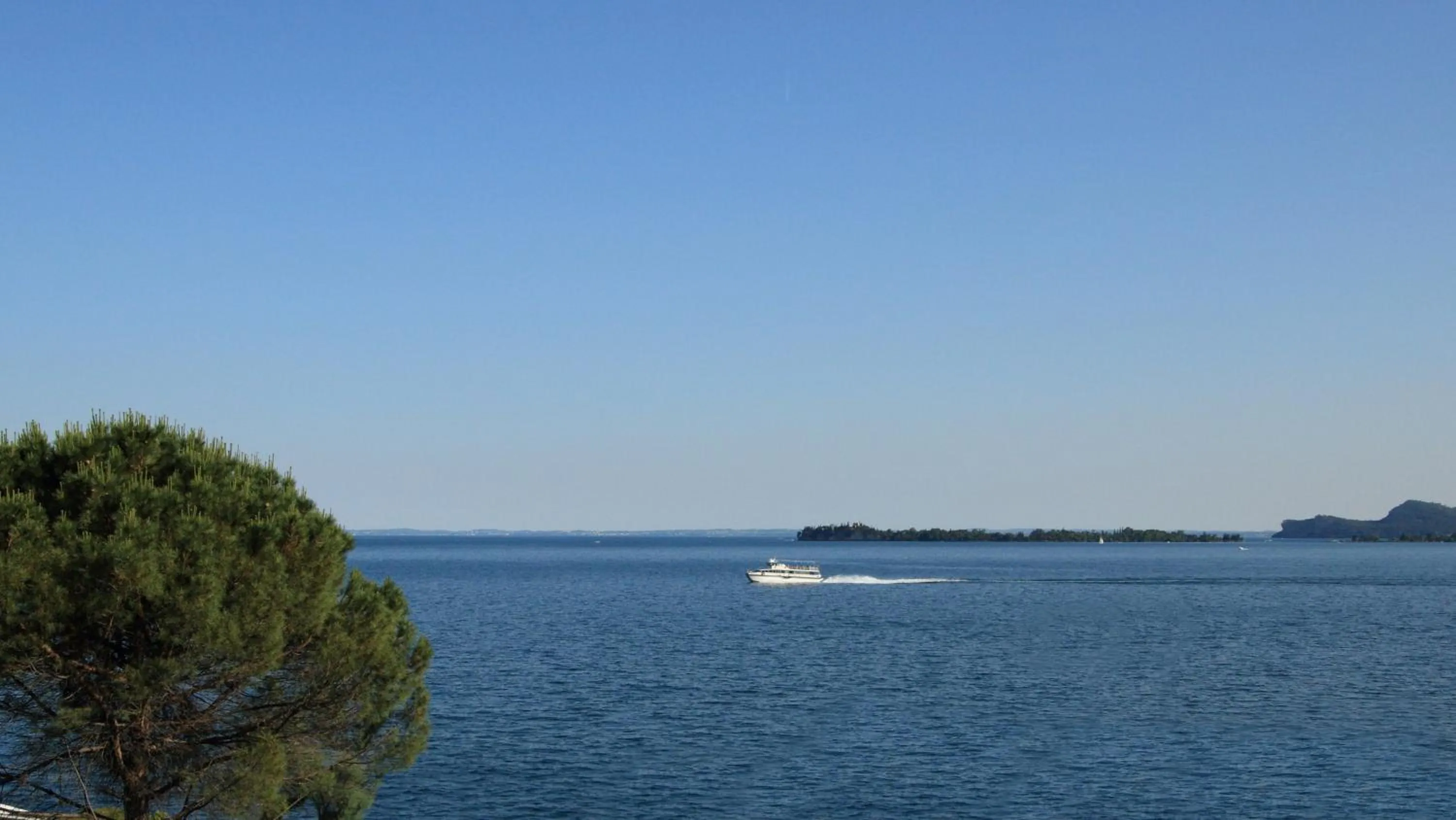 Day in Hotel Aquavite