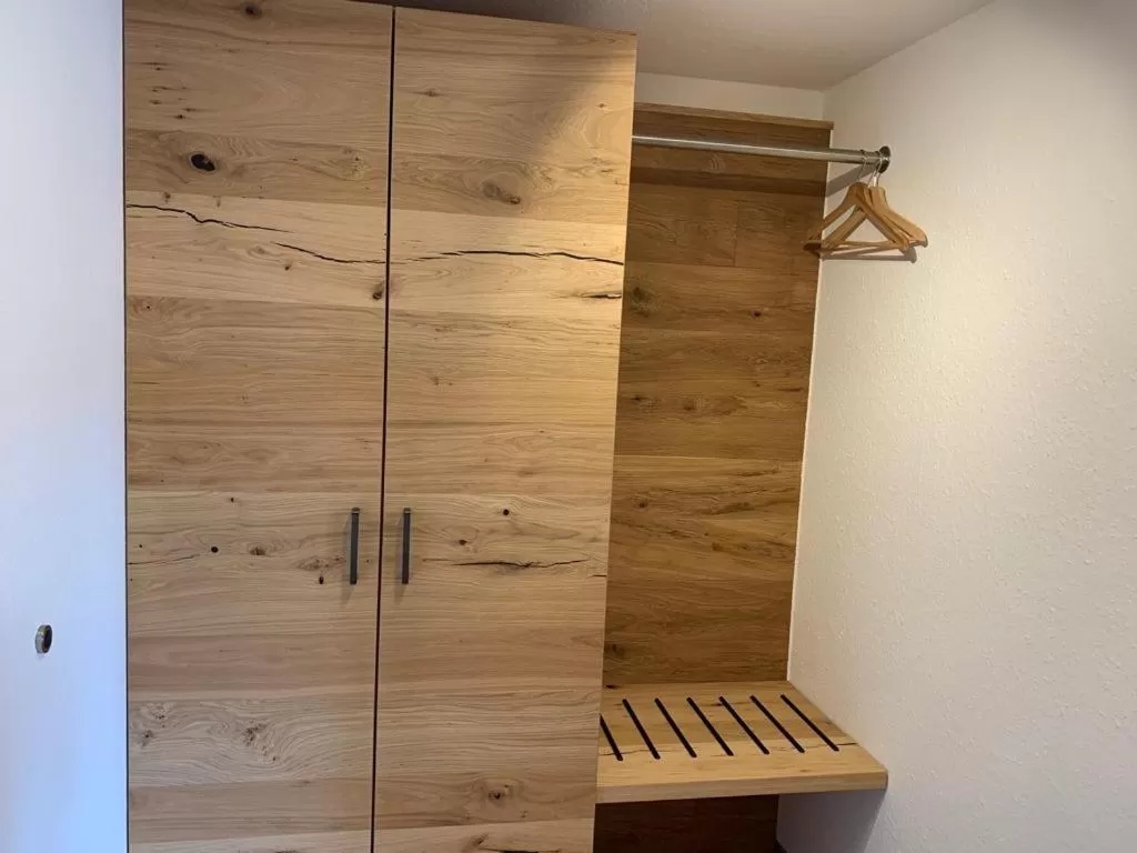 wardrobe in Landhaus Sonne