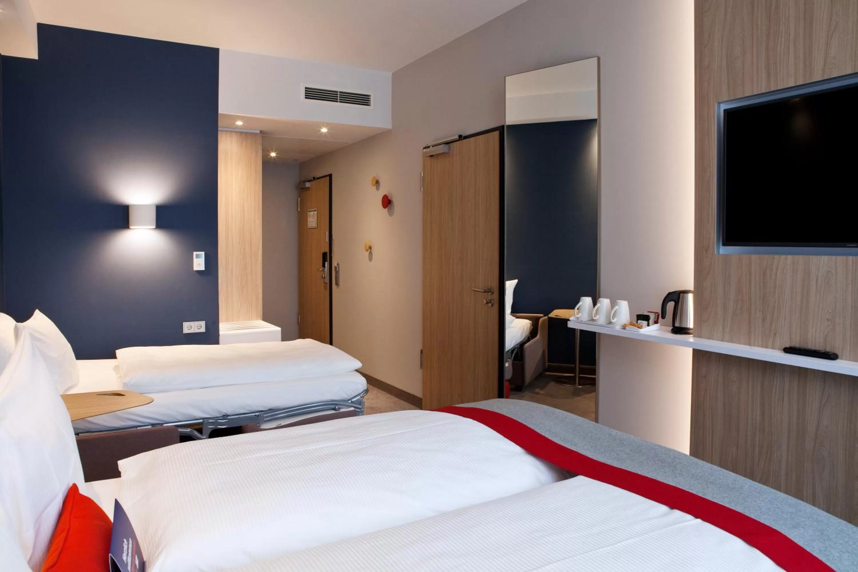 Bed in Holiday Inn Express - Siegen by IHG