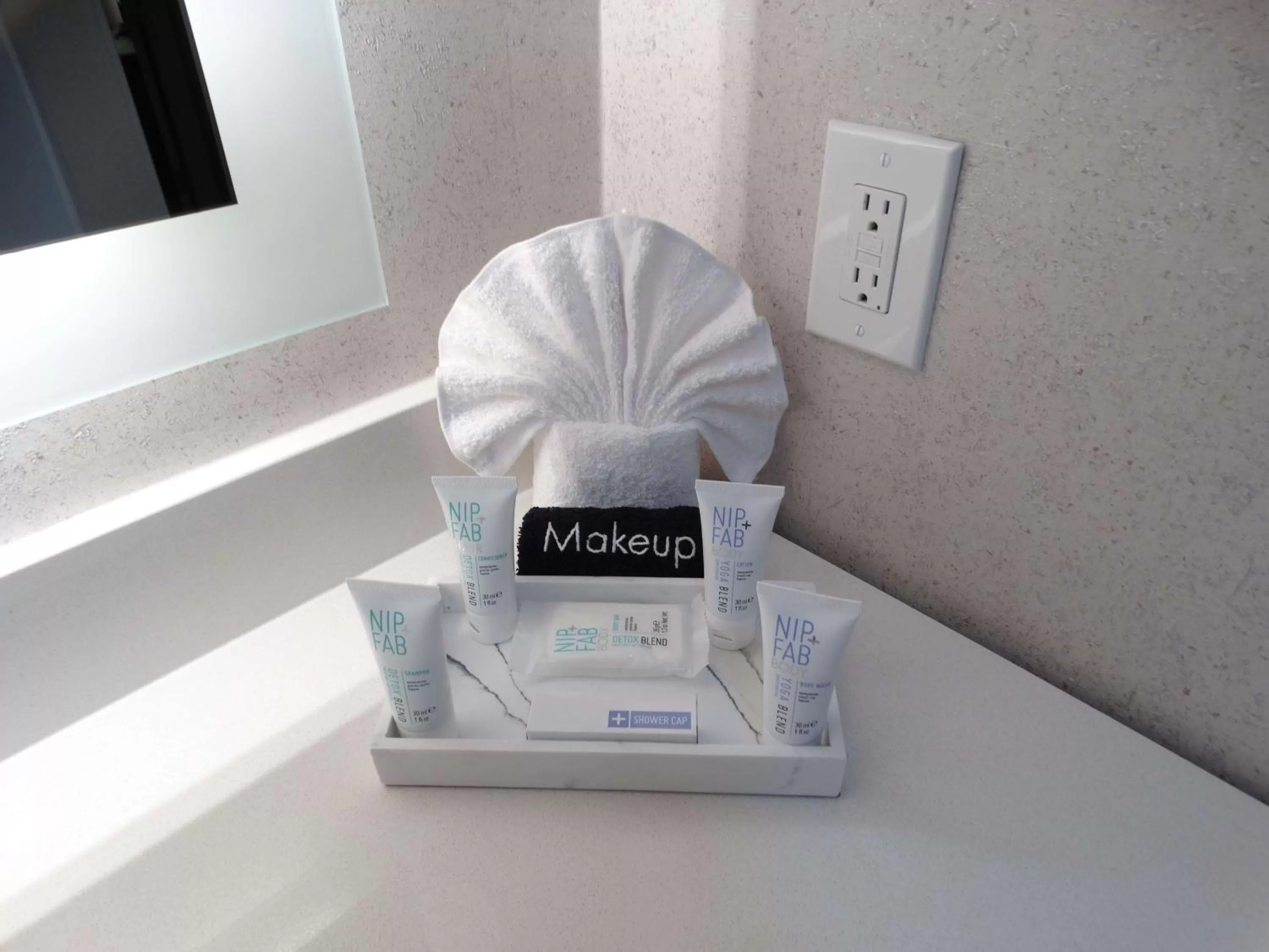 King Suite with Sofa Bed and Private Patio - Non-Smoking in Aiden by Best Western @ Scottsdale North