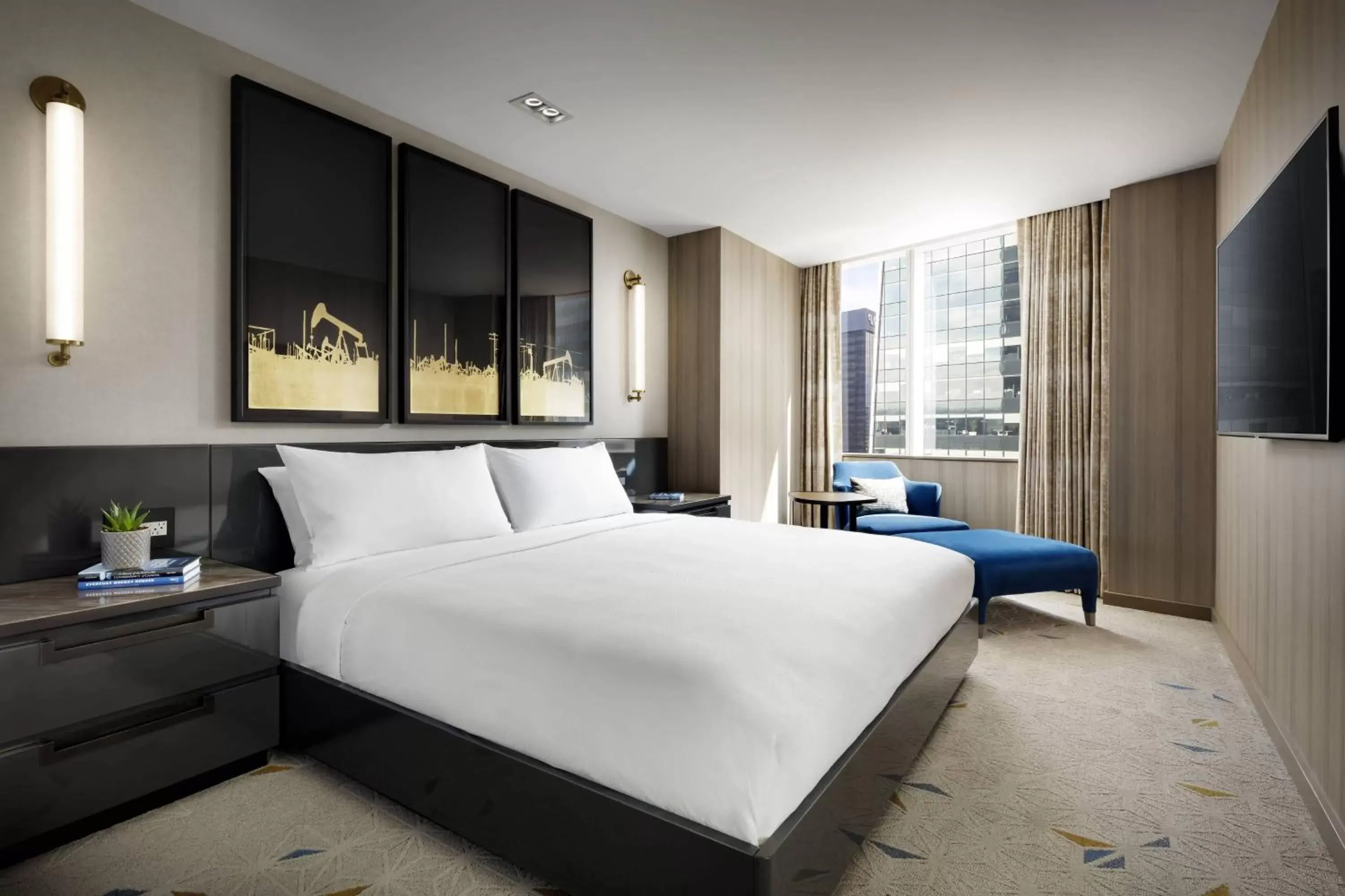 One-Bedroom King Suite in JW Marriott Edmonton ICE District One-Bedroom King Suite in JW Marriott Edmonton ICE District