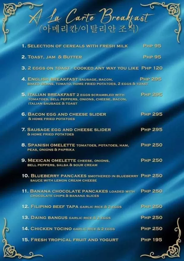 Breakfast in Kandi Palace