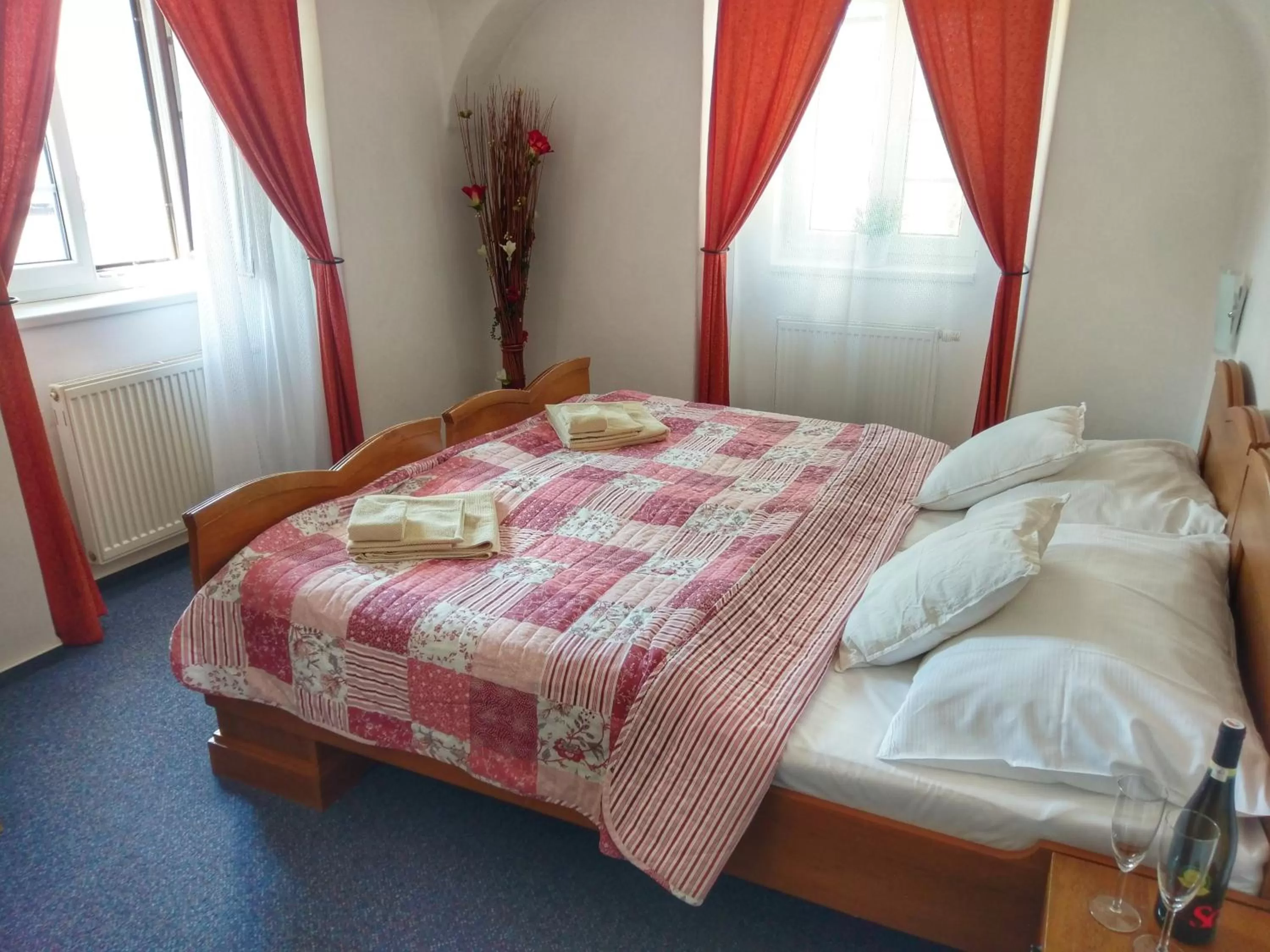 Bed in Hotel a Hostinec Tálský mlýn