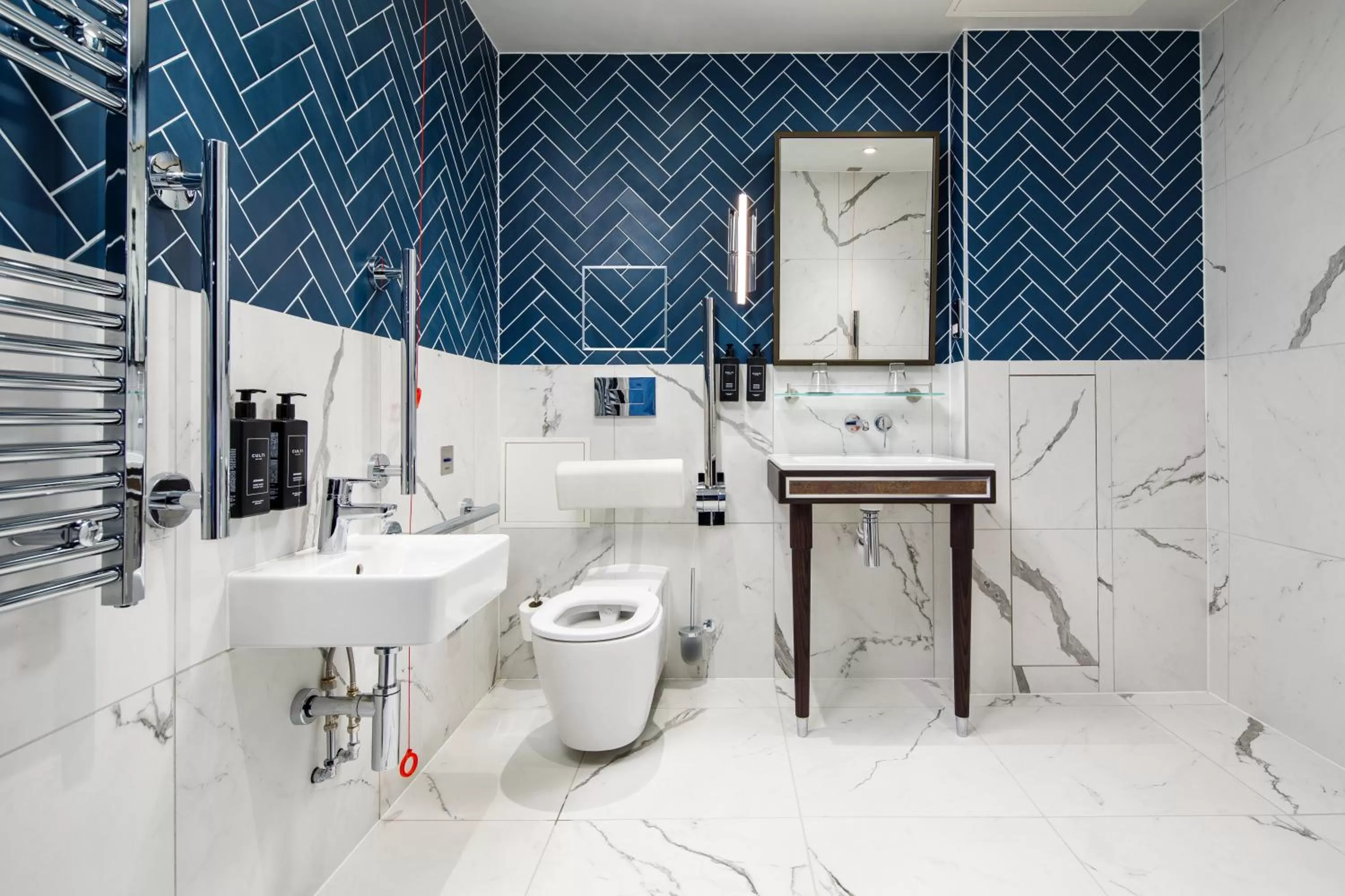 Toilet in The Municipal Hotel Liverpool - MGallery