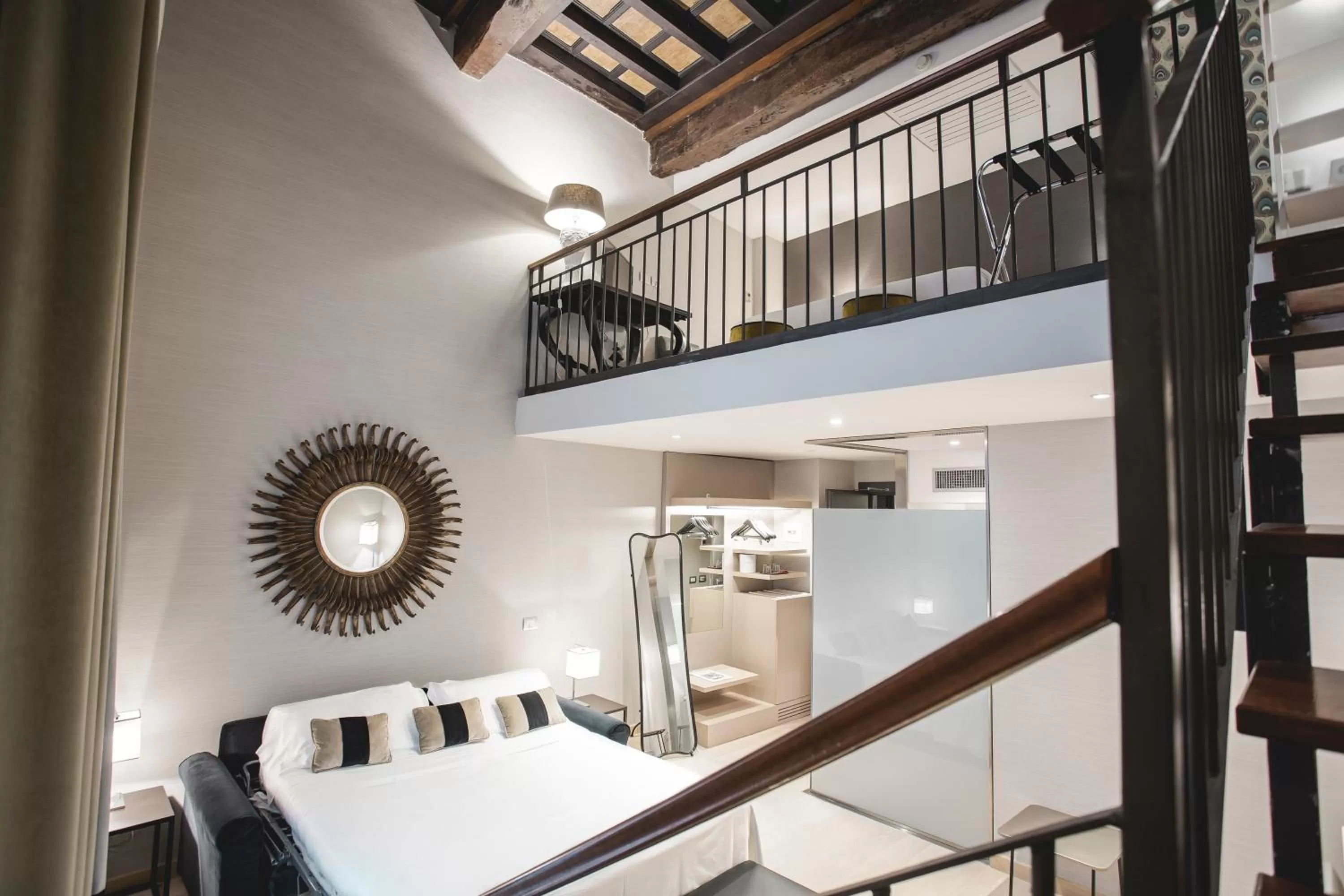 Photo of the whole room in Hotel Adriano