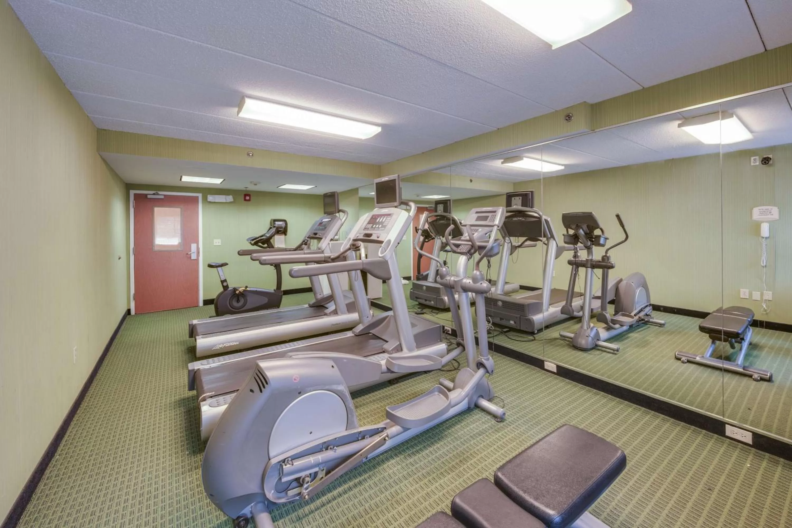 Fitness centre/facilities in Motel 6-Milford, CT