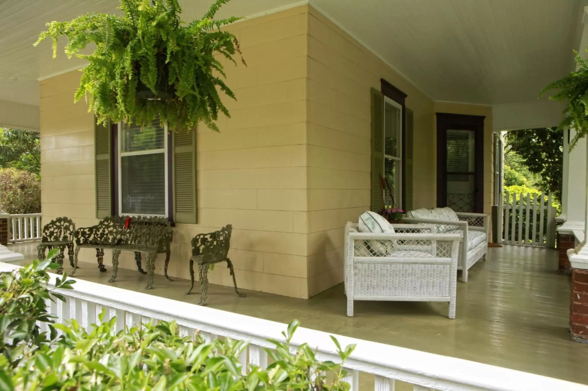 The Dailey Renewal Retreat B & B