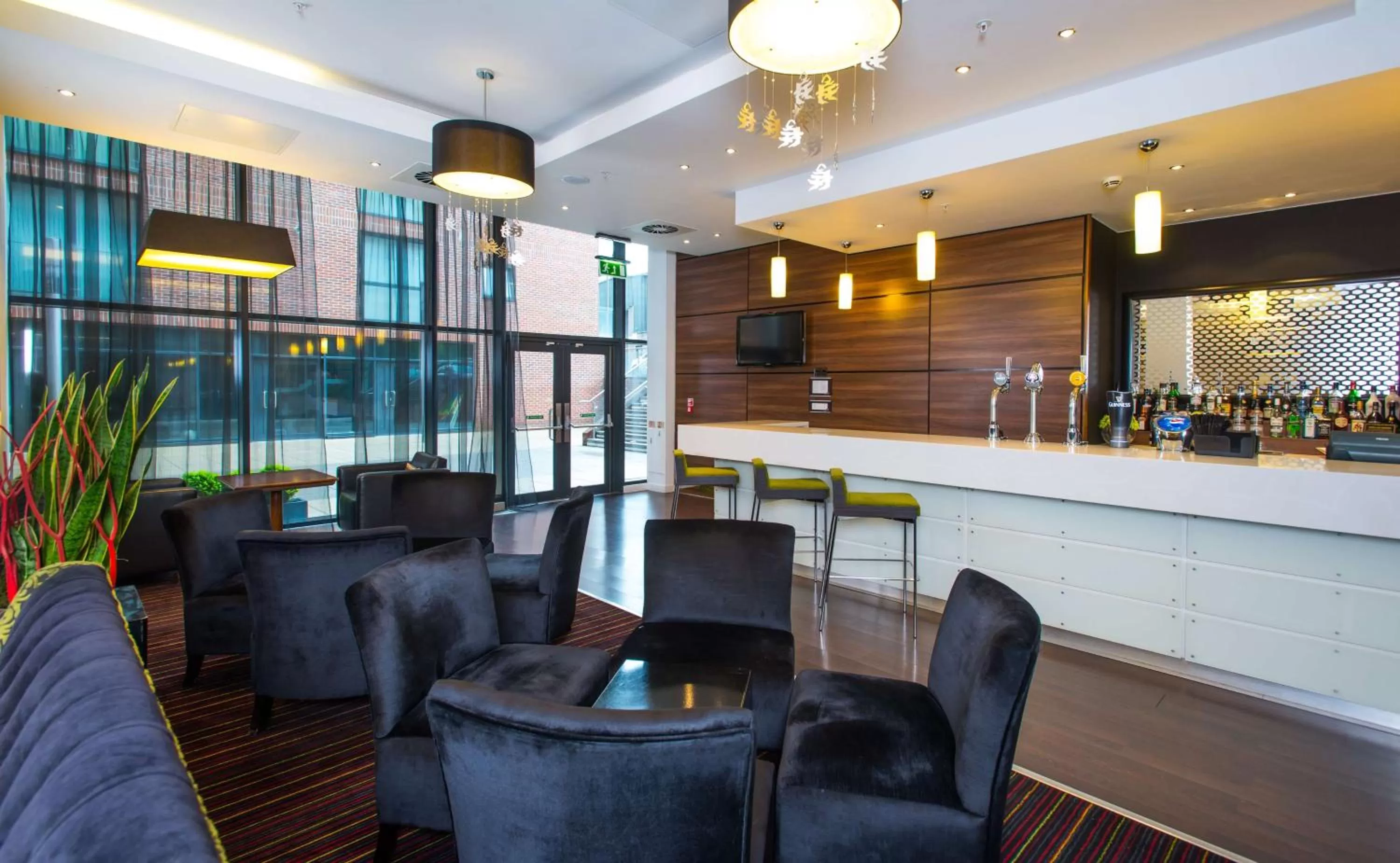 Lounge or bar in Hampton By Hilton Liverpool City Centre