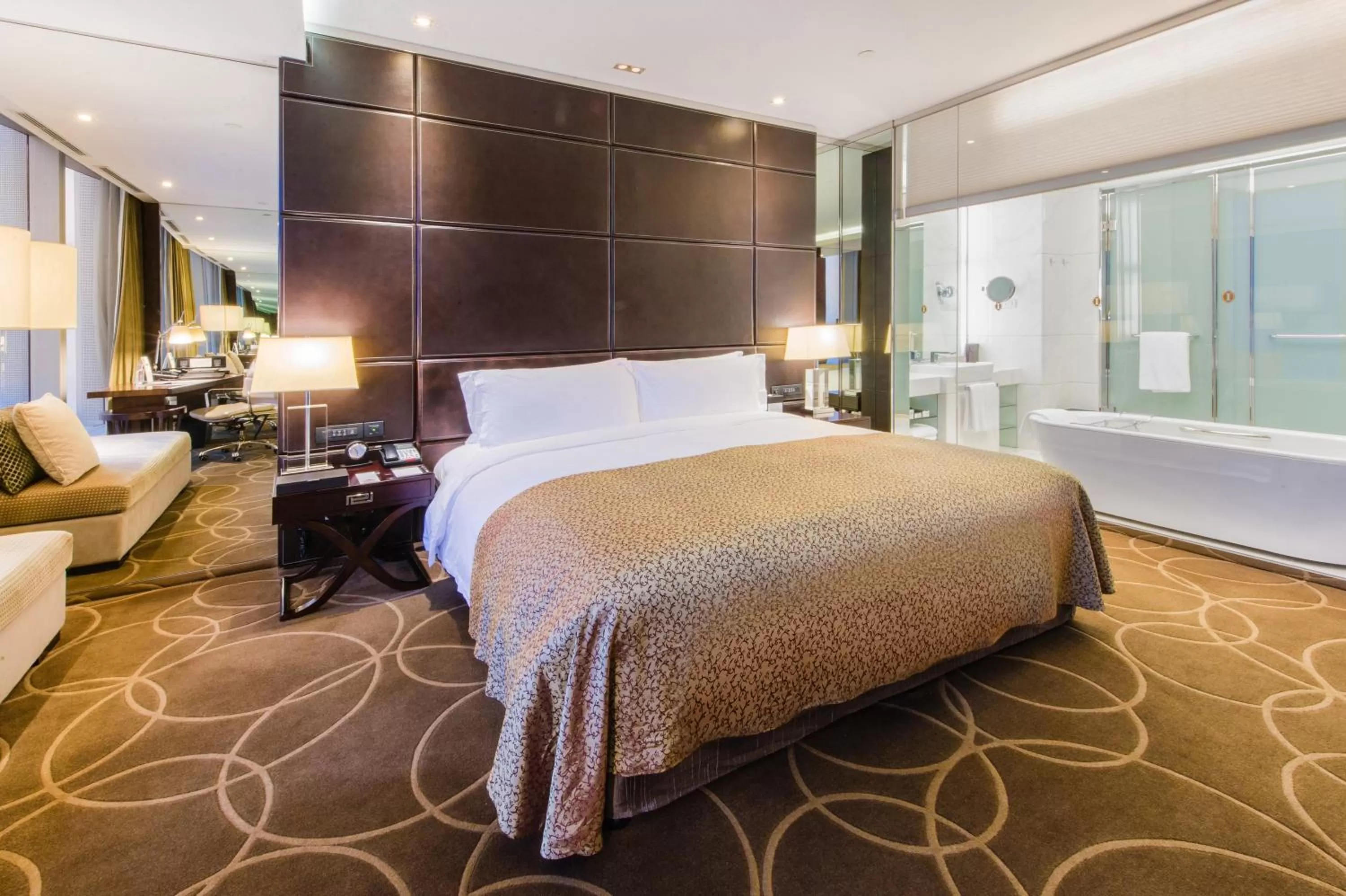 Photo of the whole room, Bed in InterContinental Nanjing by IHG
