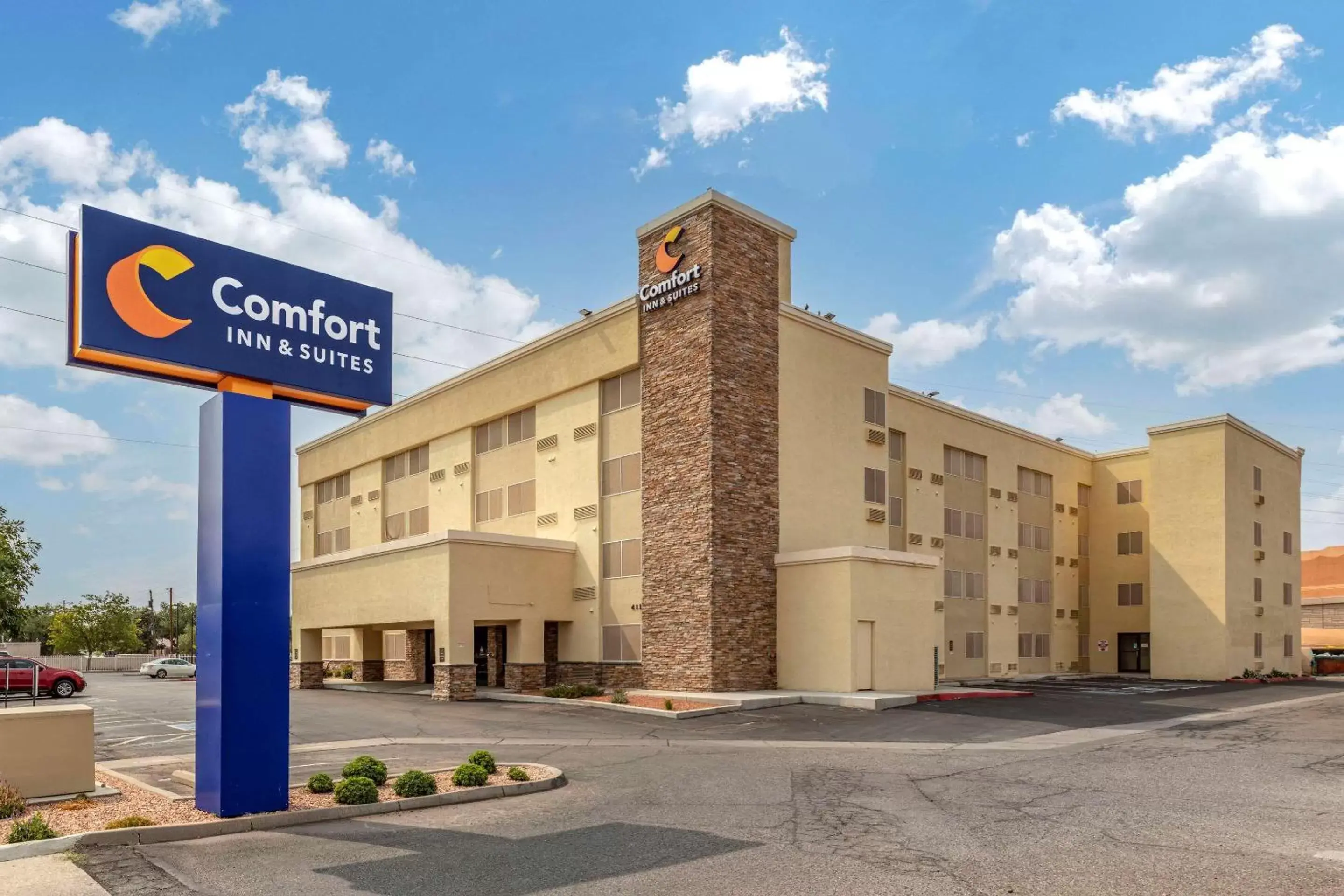 Comfort Inn & Suites Albuquerque Downtown Comfort Inn & Suites Albuquerque Downtown