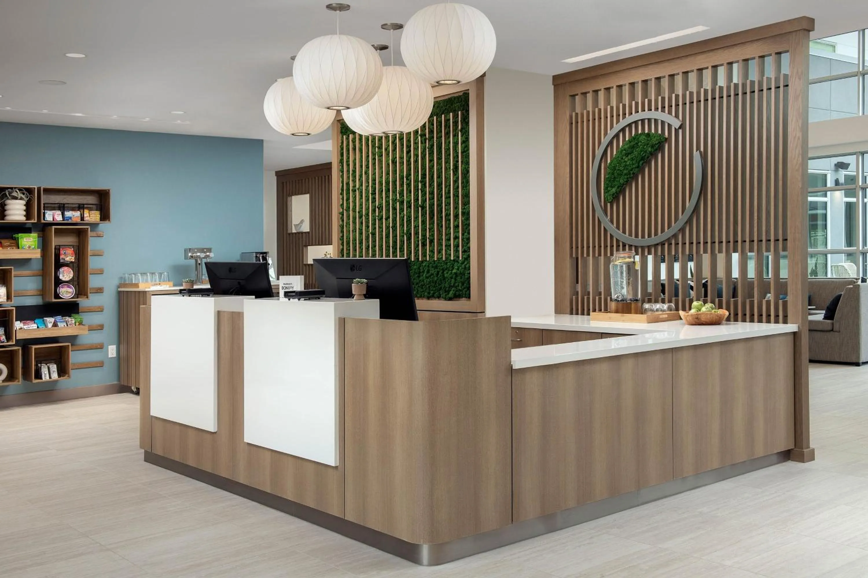 Lobby or reception in Element Portland Beaverton