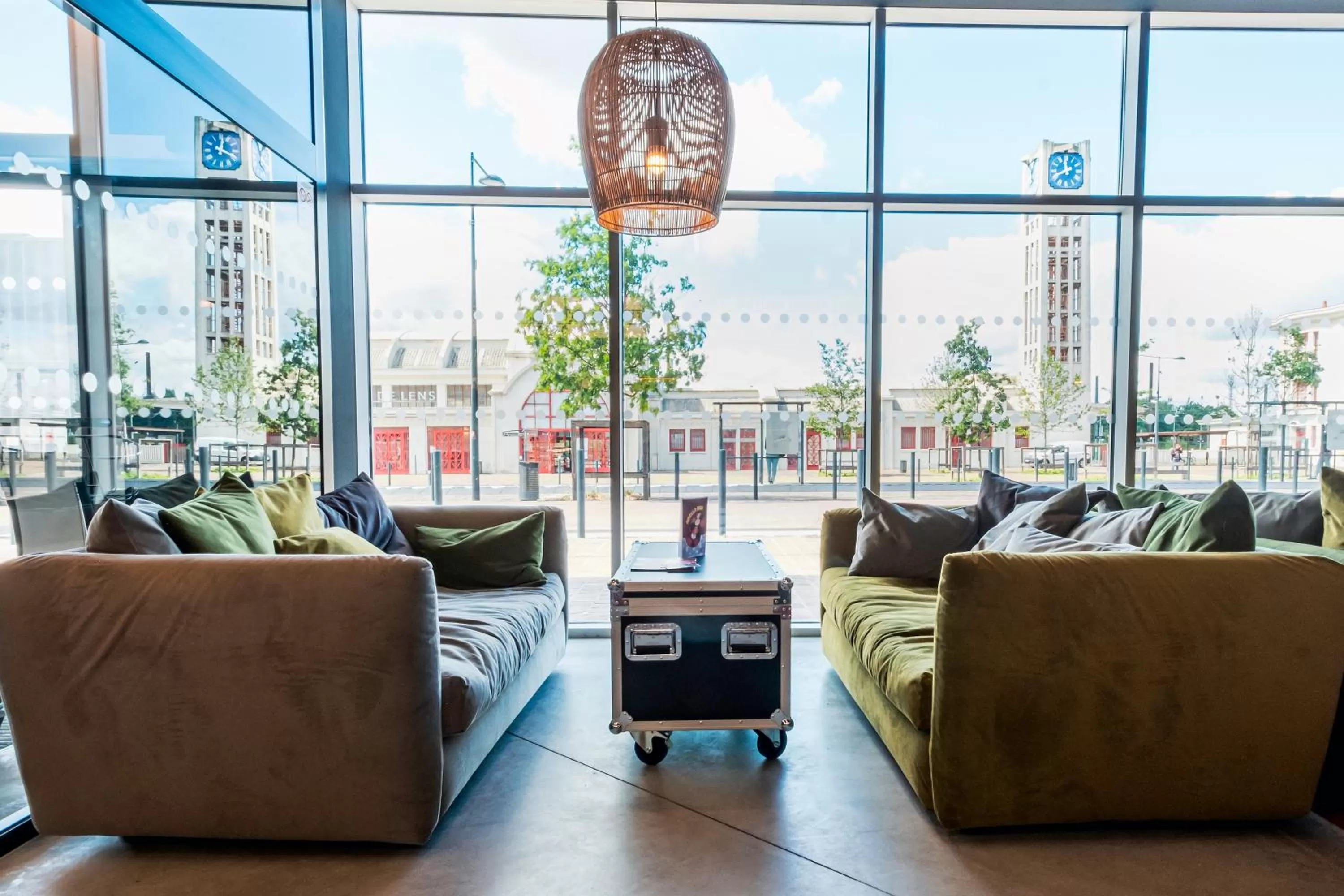 Lounge or bar in ibis Styles Lens Centre Gare