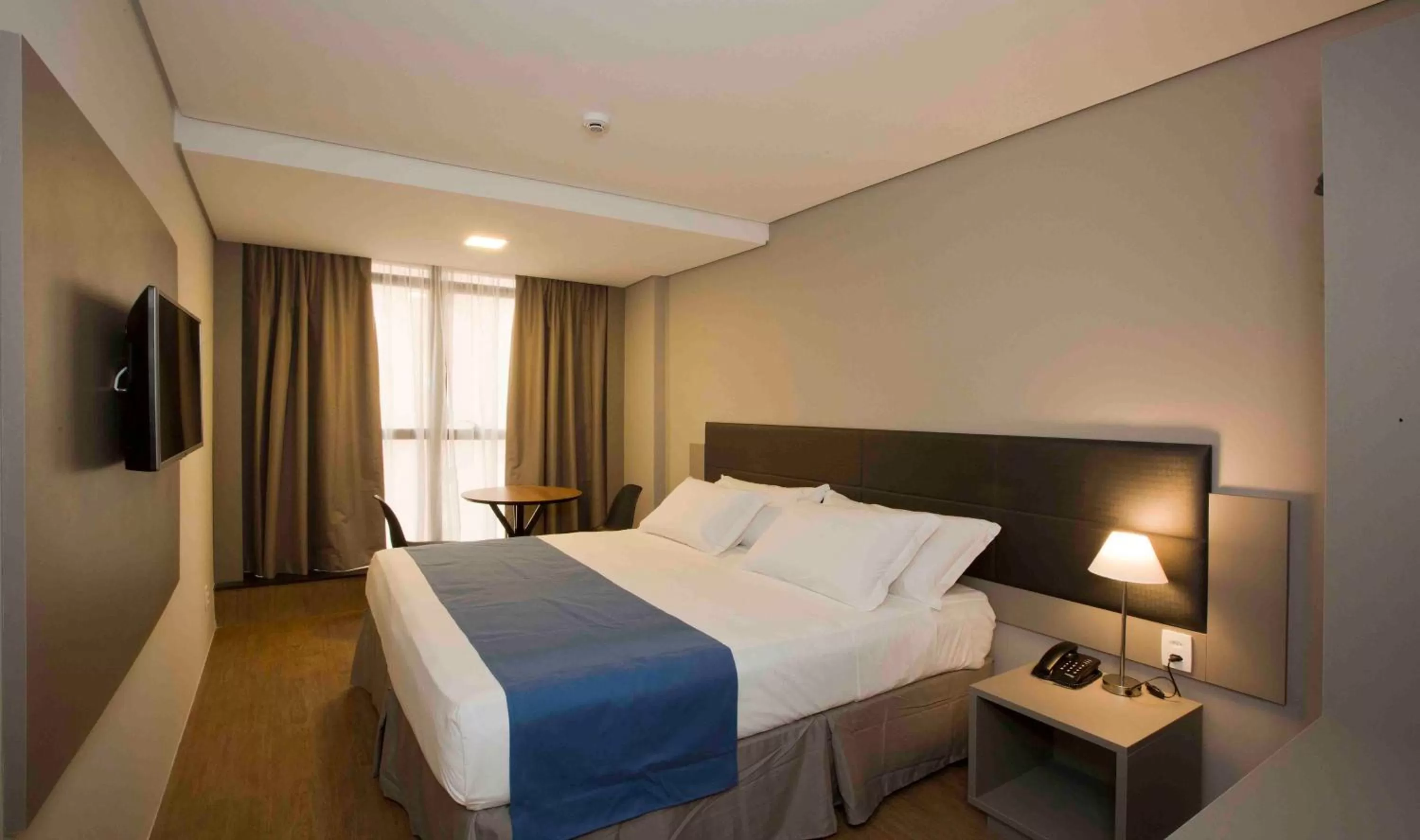 Photo of the whole room, Bed in Fity Hotel