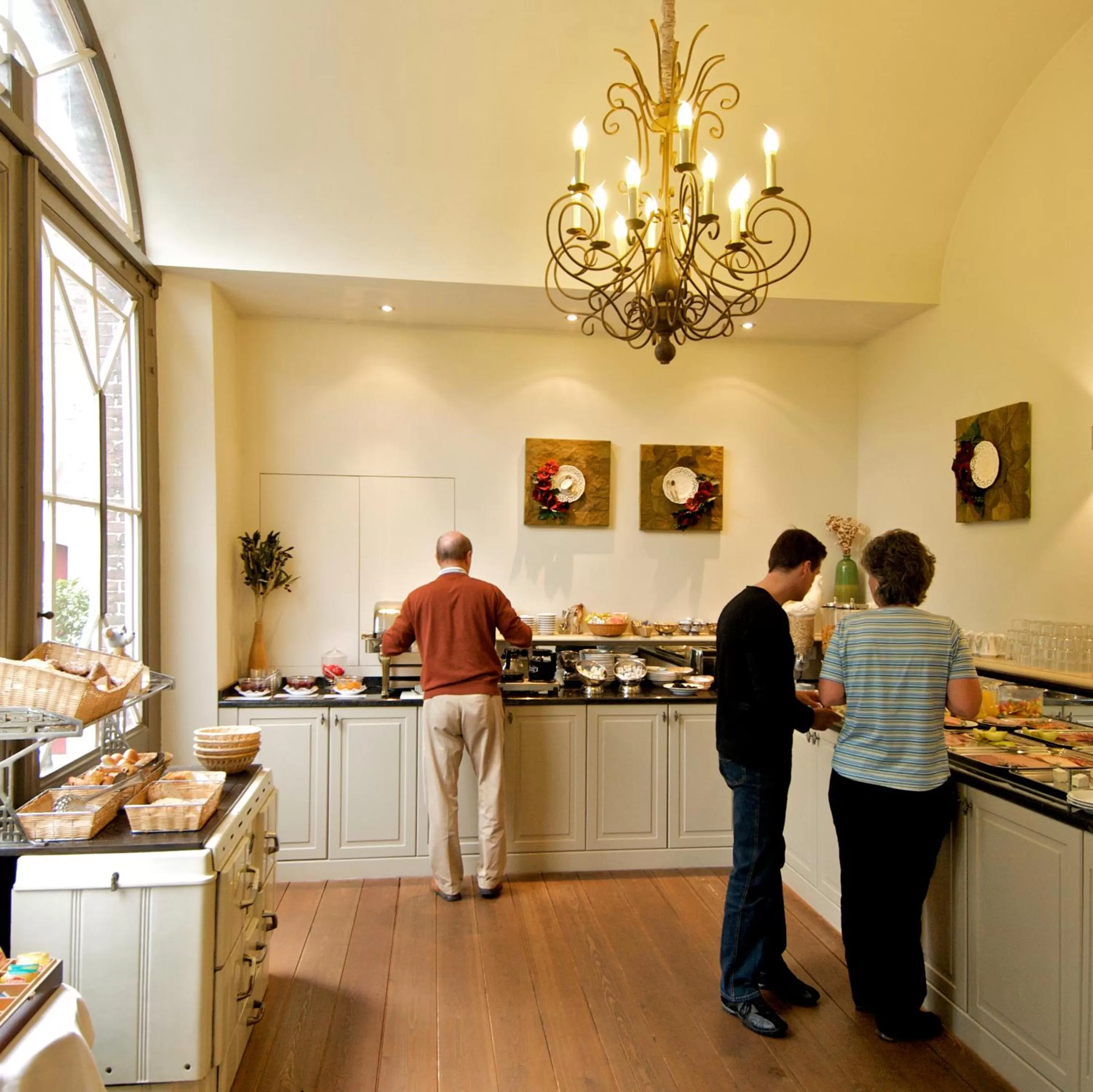 Restaurant/places to eat in Hotel Jan Brito