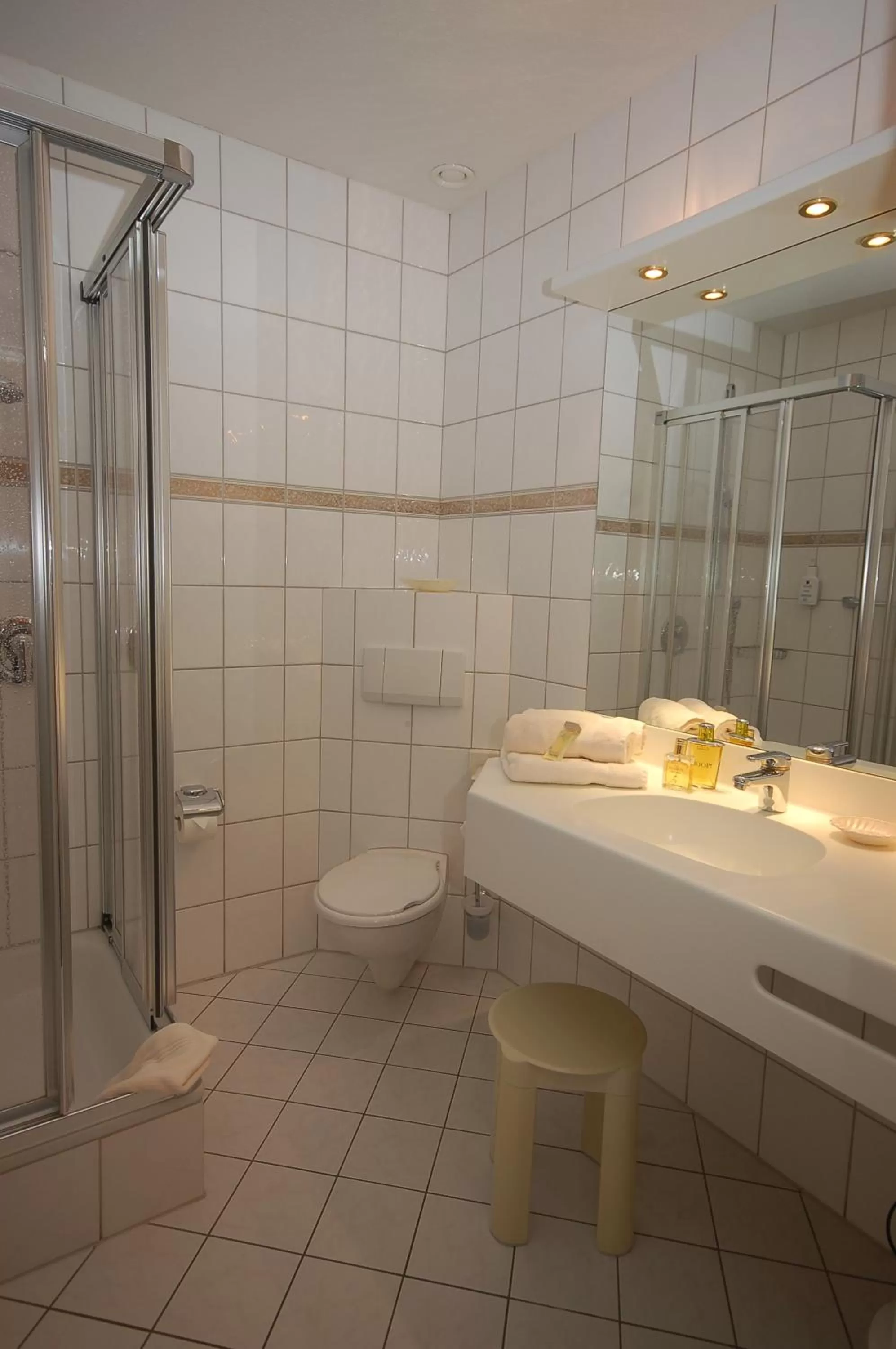 Shower, Bathroom in Ferienhotel Haus Becker