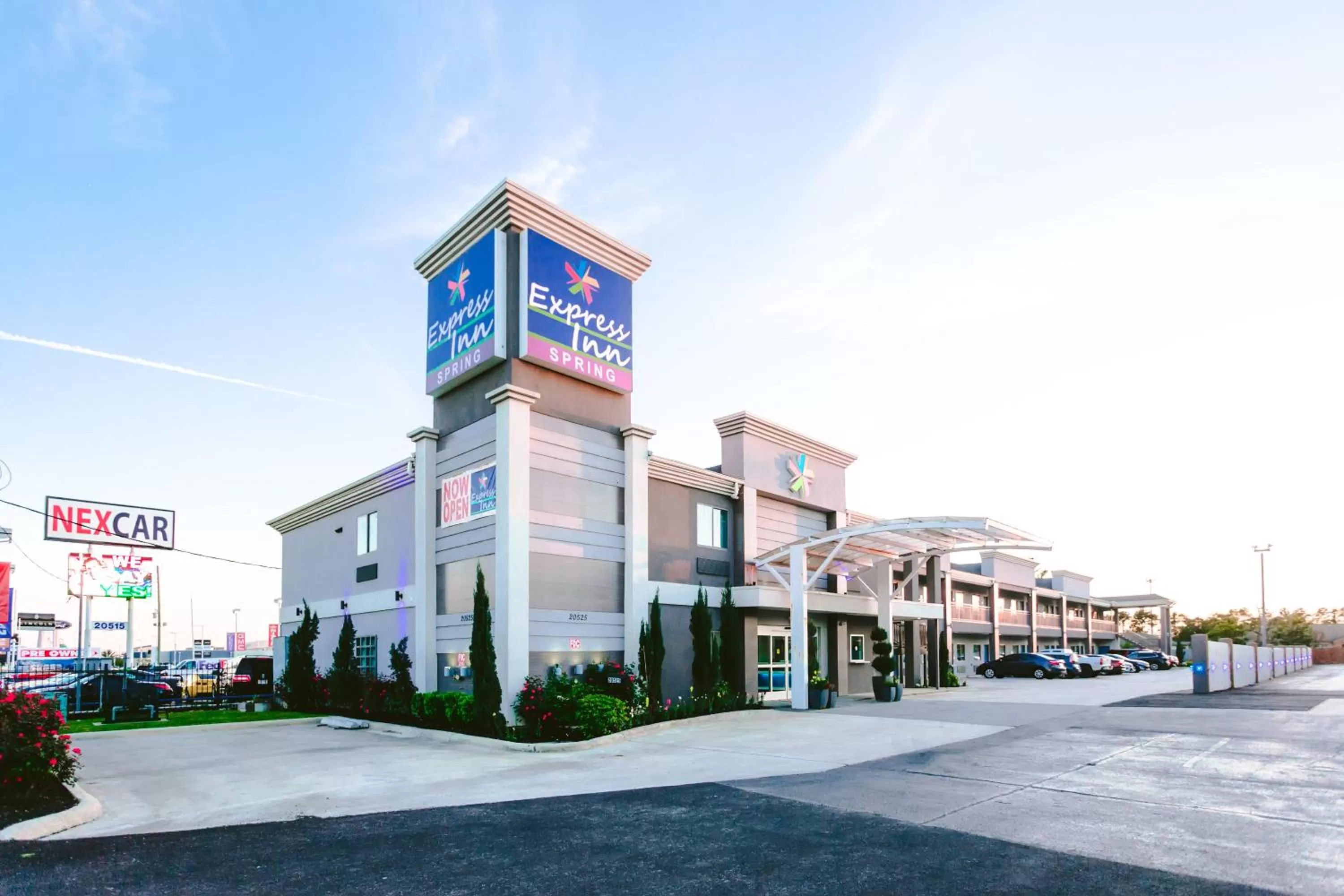 Property building in Express Inn - Spring