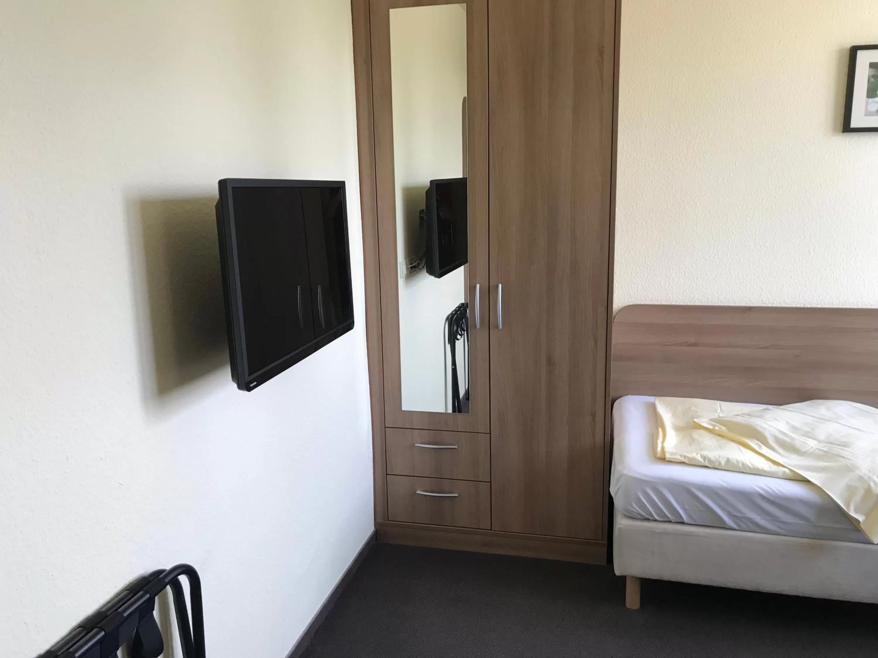 Comfort Single Room in Hotel Gasthof Goldener Hahn