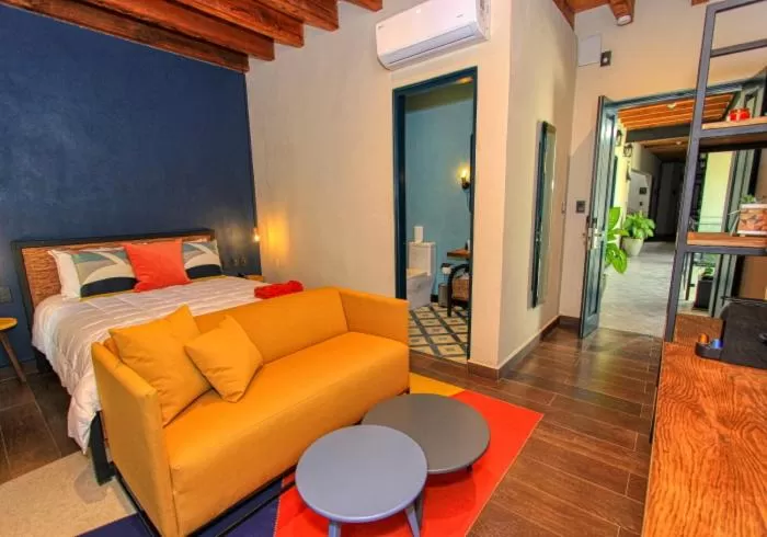 Bed in Antigua Trece Hotel Fusión & SPA