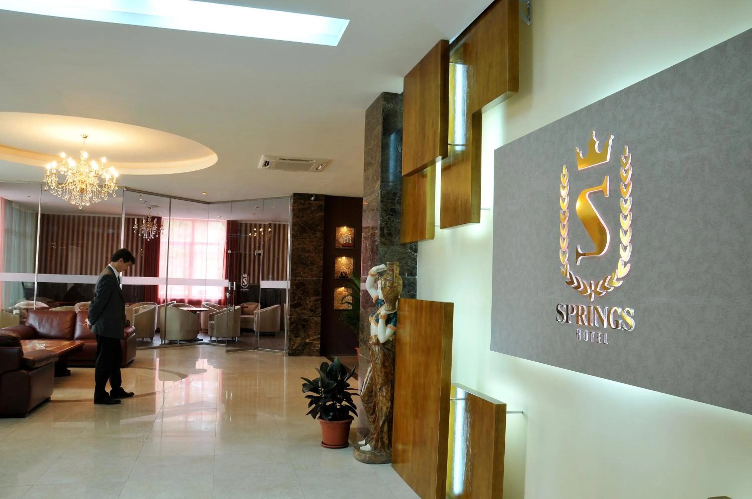 Lounge or bar in Springs Hotel Ulaanbaatar