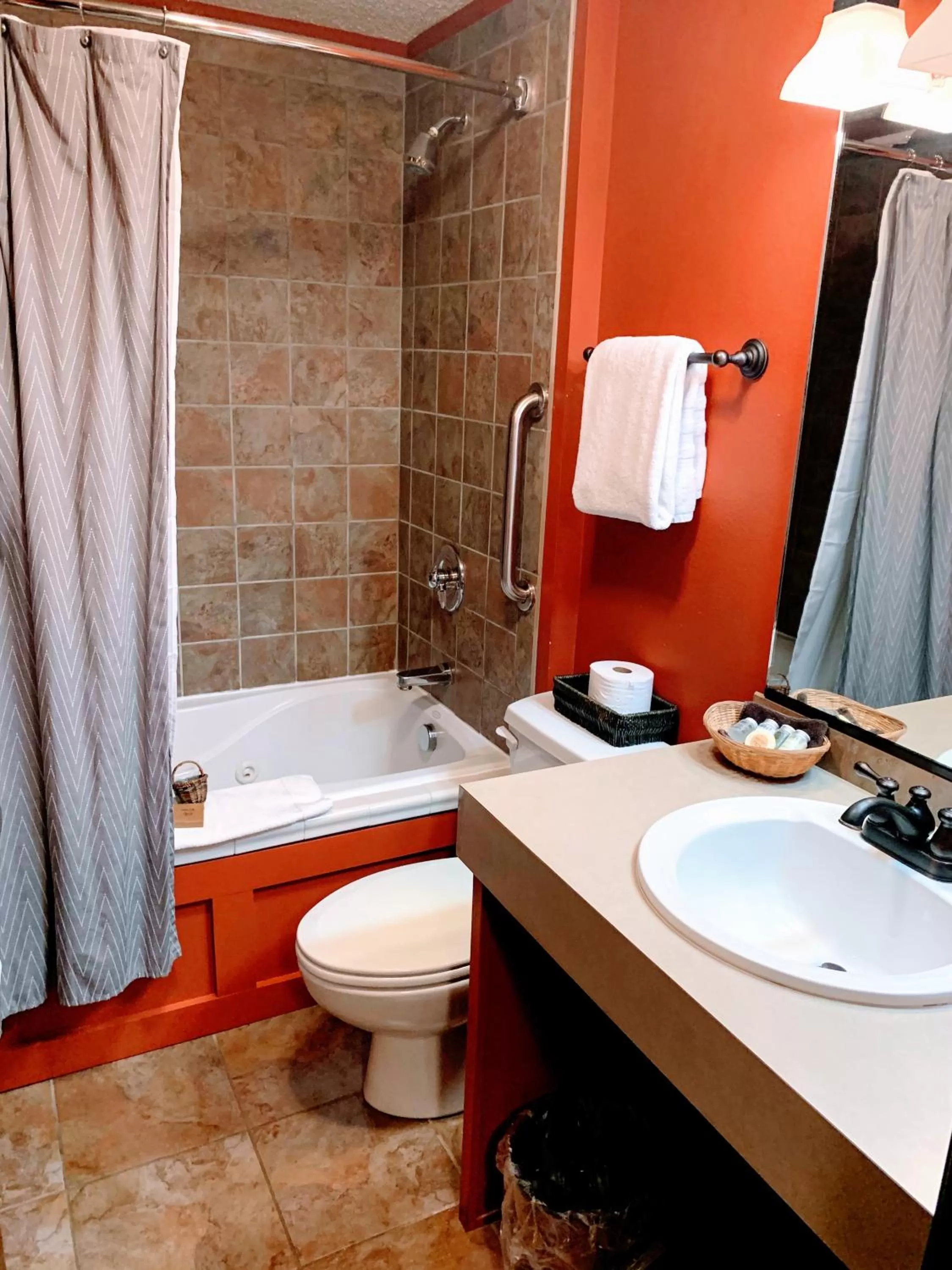 Iowa House Historic Inn