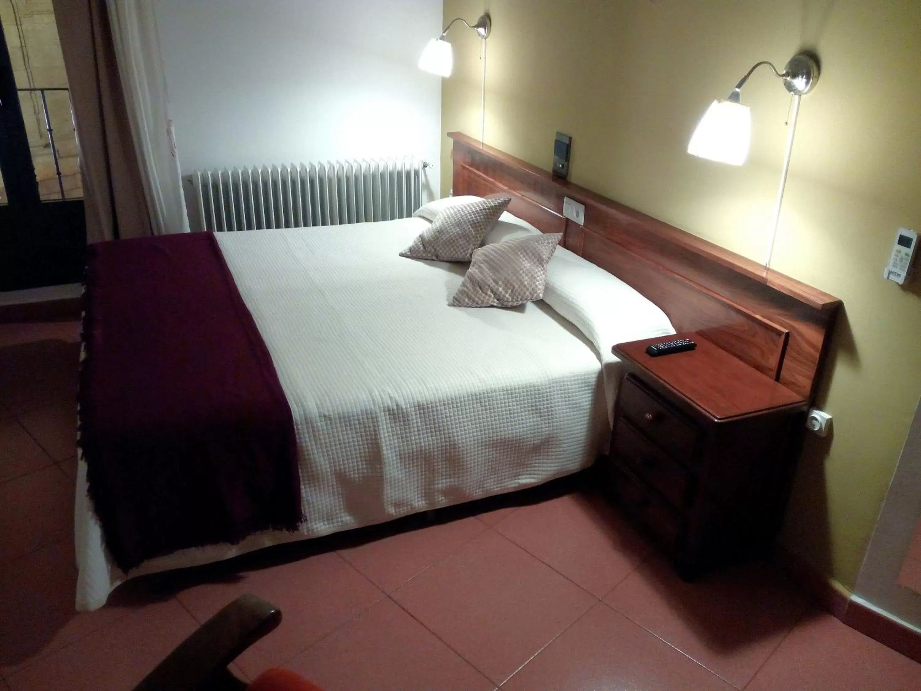 Double or Twin Room in Hospedería Hotel Don Quijote Double or Twin Room in Hospedería Hotel Don Quijote