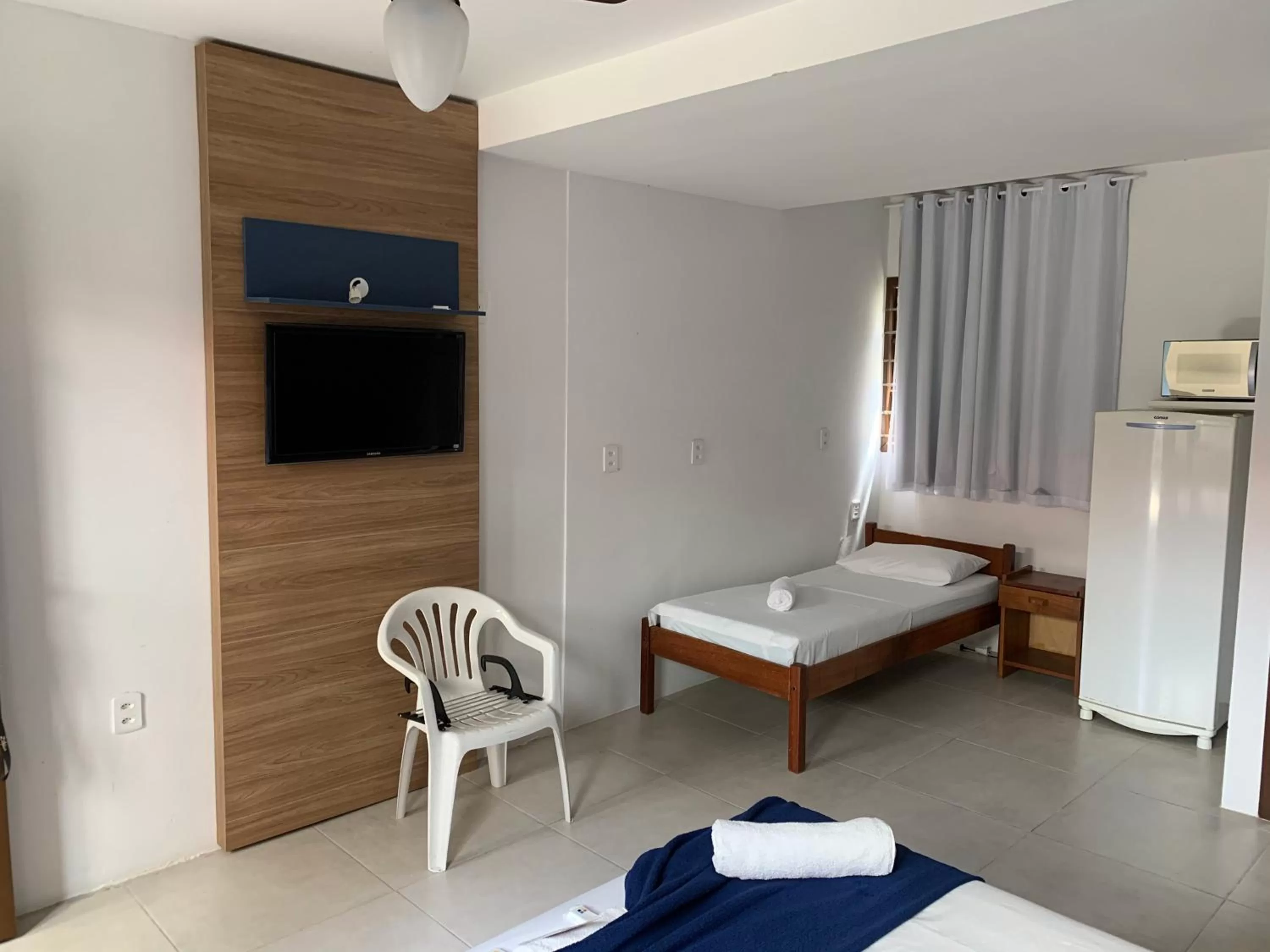 TV/Entertainment Center in Beach House Floripa - Sunset