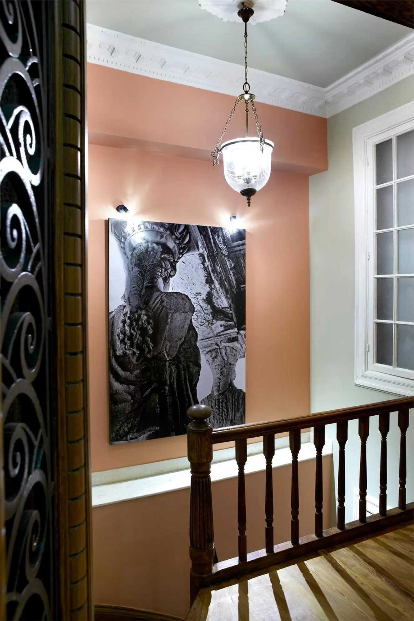 Decorative detail in Sweet Home Hotel