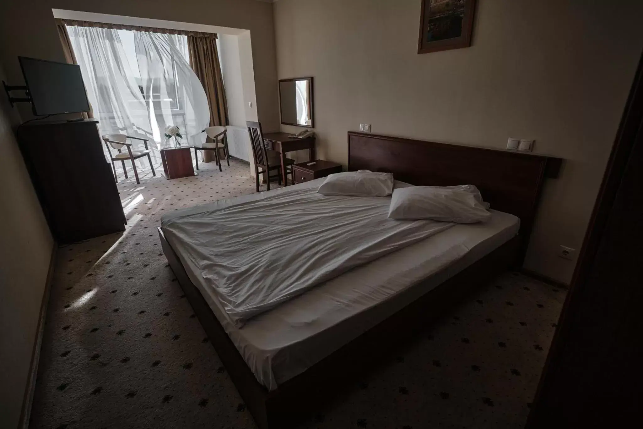 Double Room - single occupancy in Hotel Uzhgorod Double Room - single occupancy in Hotel Uzhgorod