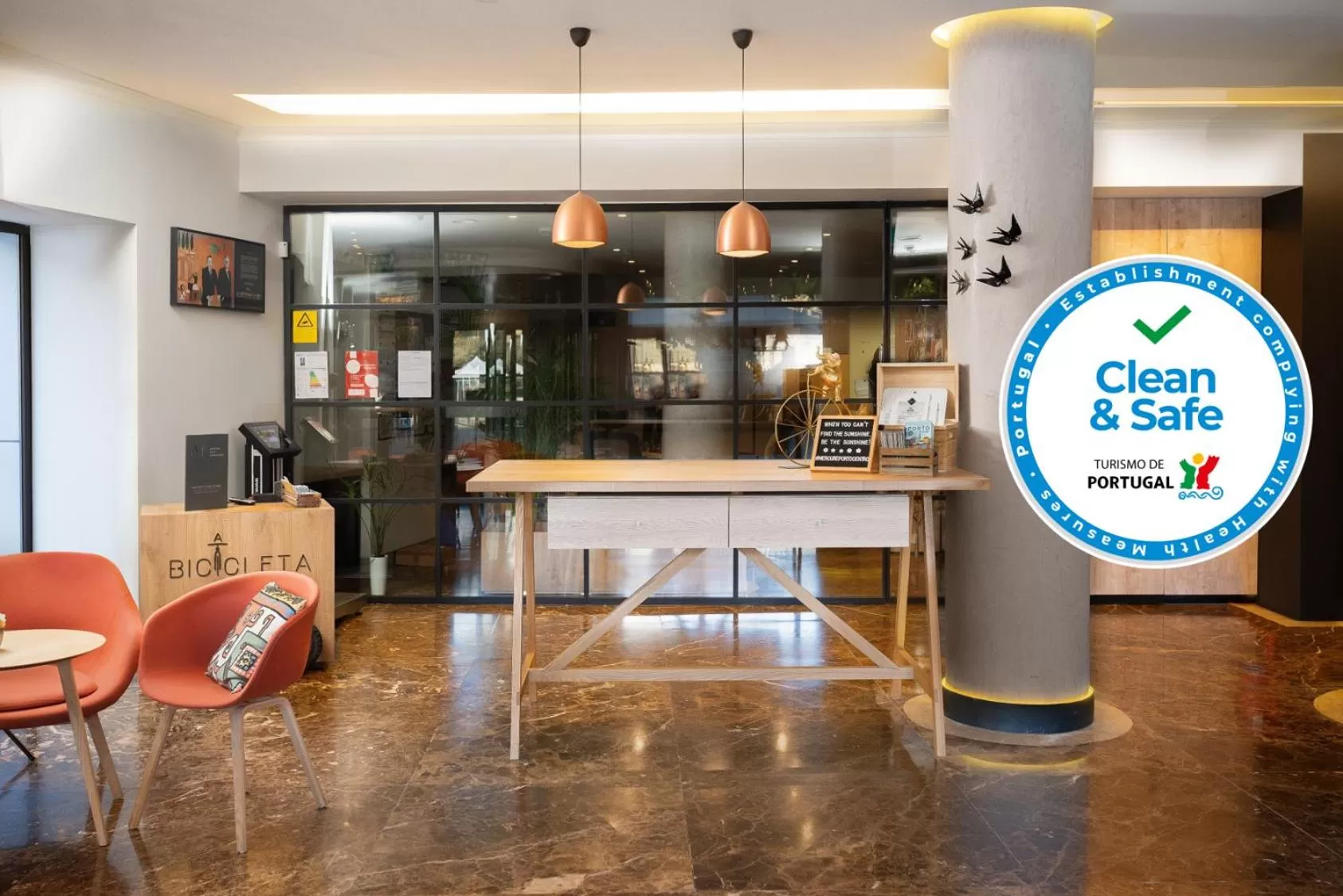 Facade/entrance in Mercure Porto Centro Santa Catarina