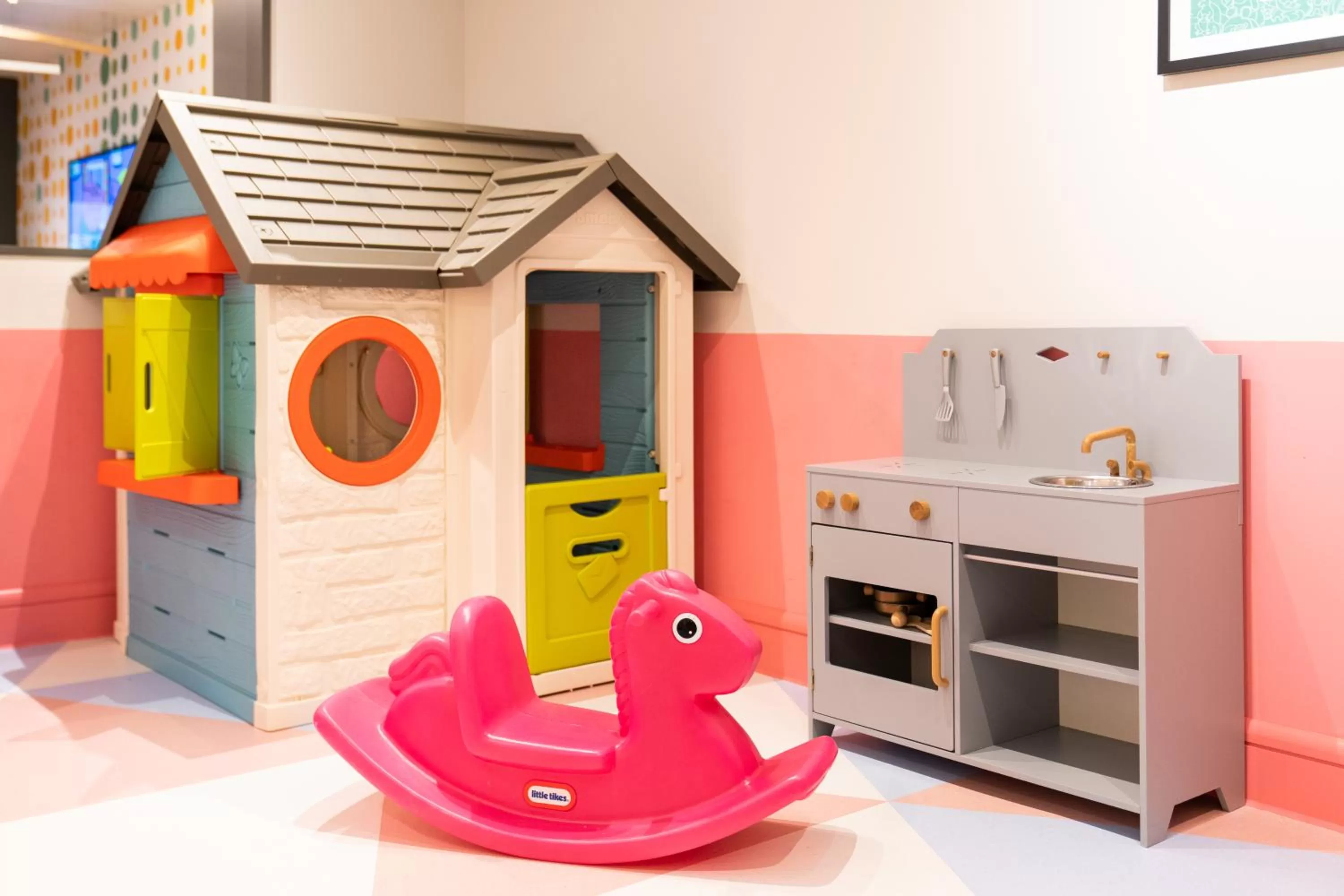 children in Holiday Inn Southampton Eastleigh by IHG