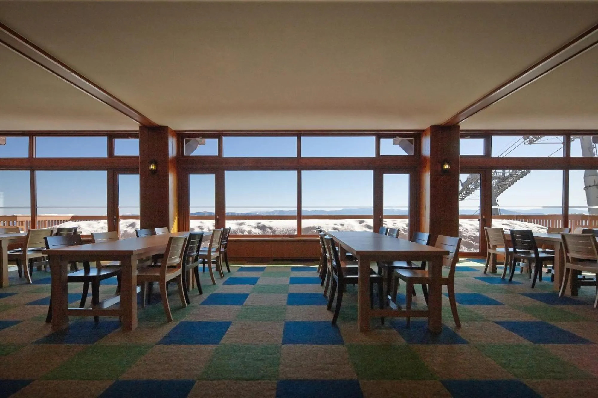 Restaurant/places to eat in Lotte Arai Resort