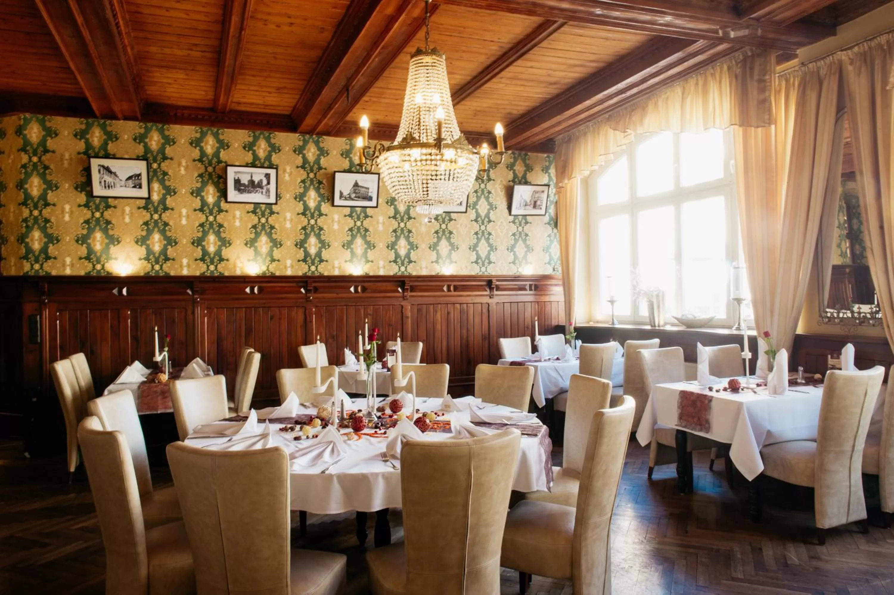 Restaurant/places to eat in Hotel & Restaurant "Deutscher Kaiser"