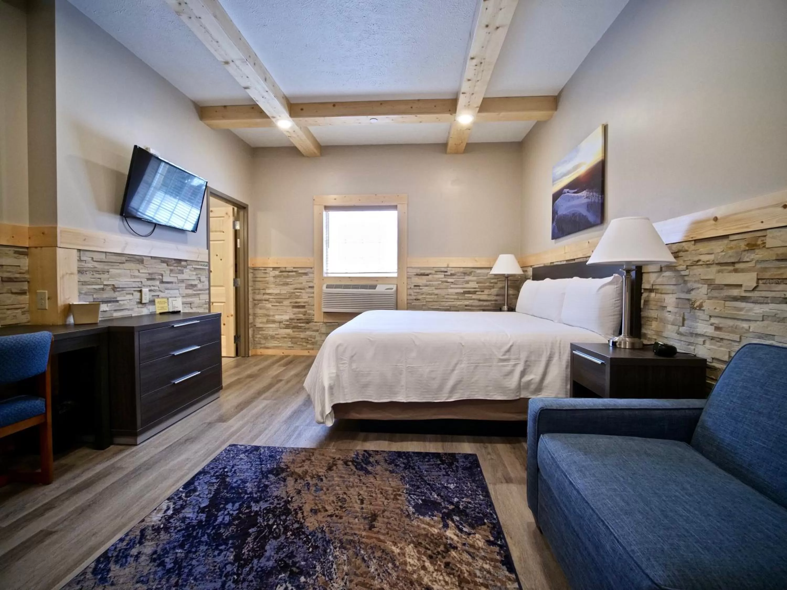 Bed in Caberfae Peaks Ski & Golf Resort