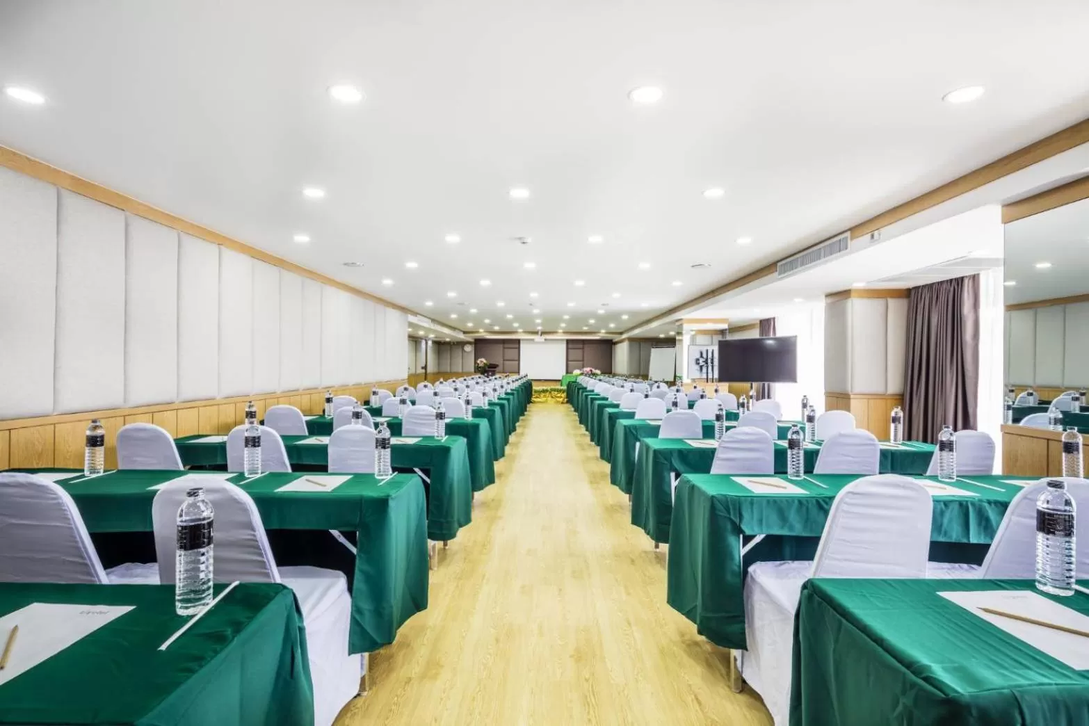 Banquet/Function facilities in Livotel Hotel Hua Mak Bangkok