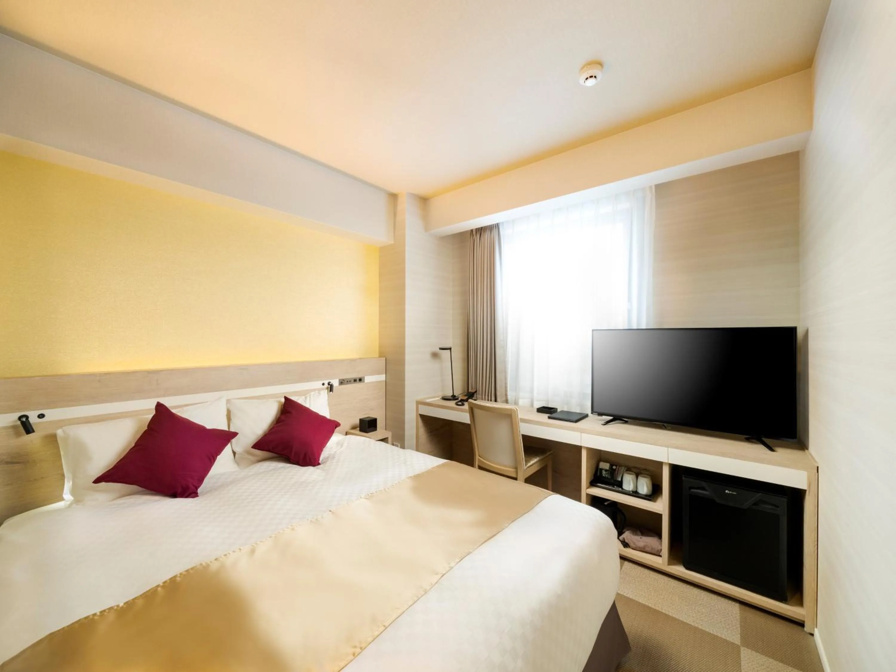 Photo of the whole room, Bed in Best Western Hotel Fino Tokyo Akasaka