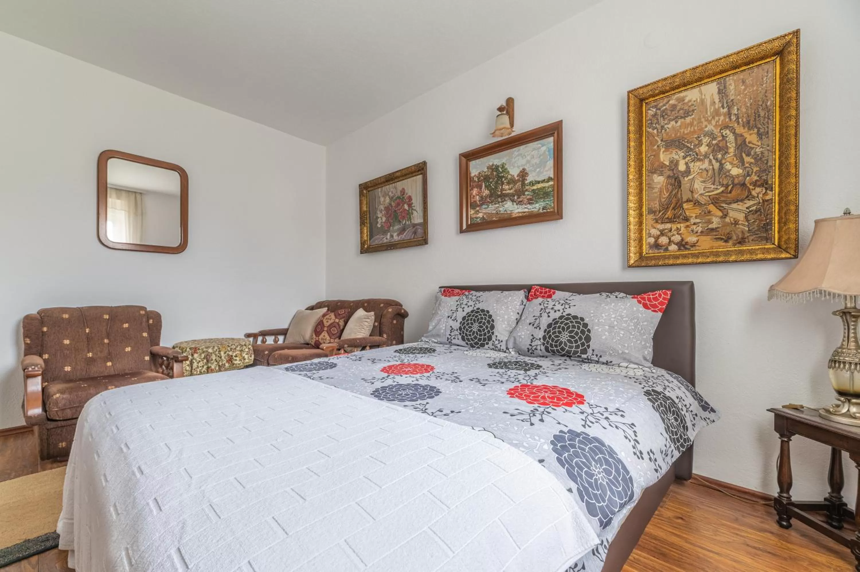 Bed in Frile Apartments