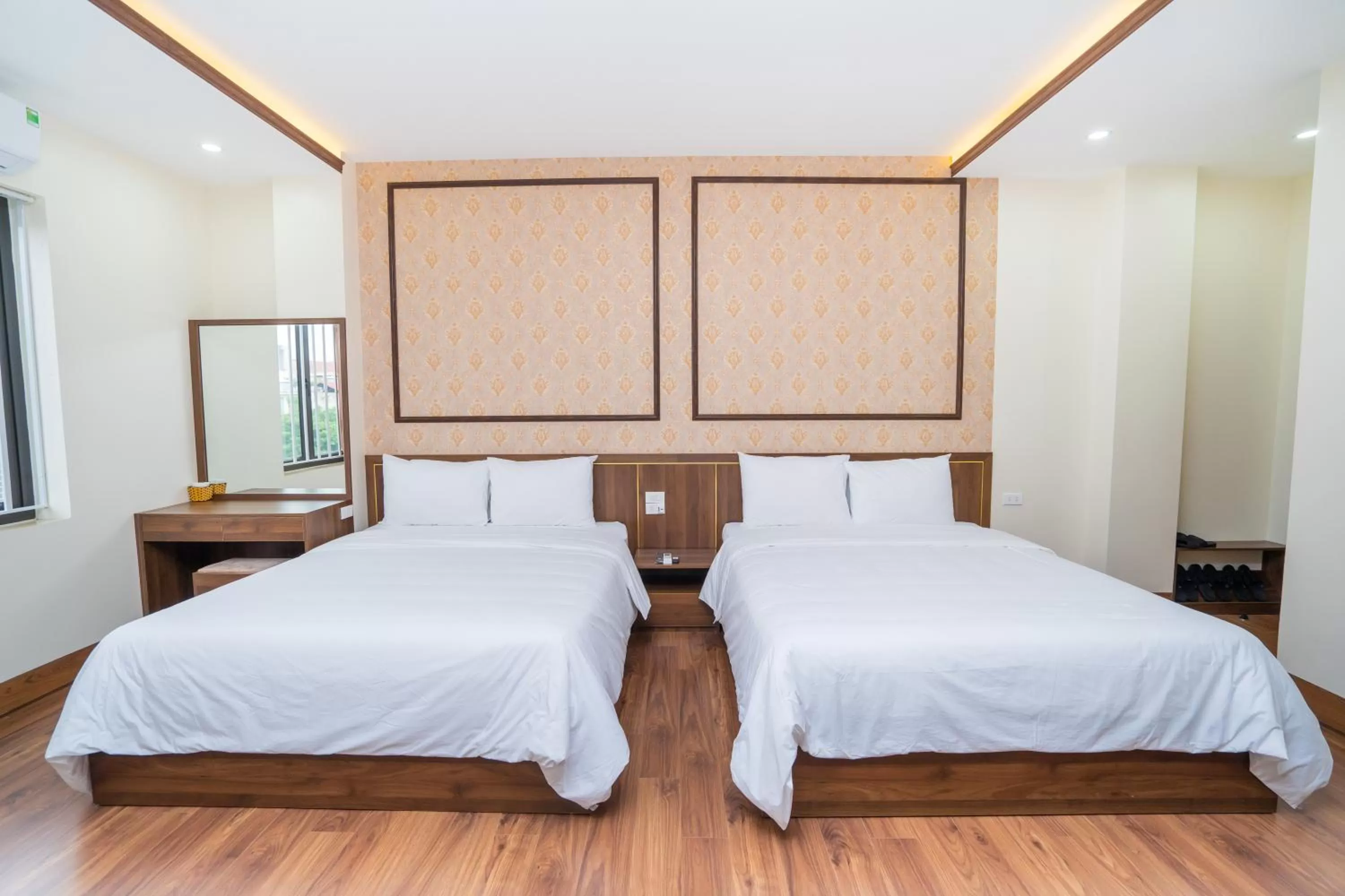 Deluxe Family Room in Khách sạn Hoàng Yến