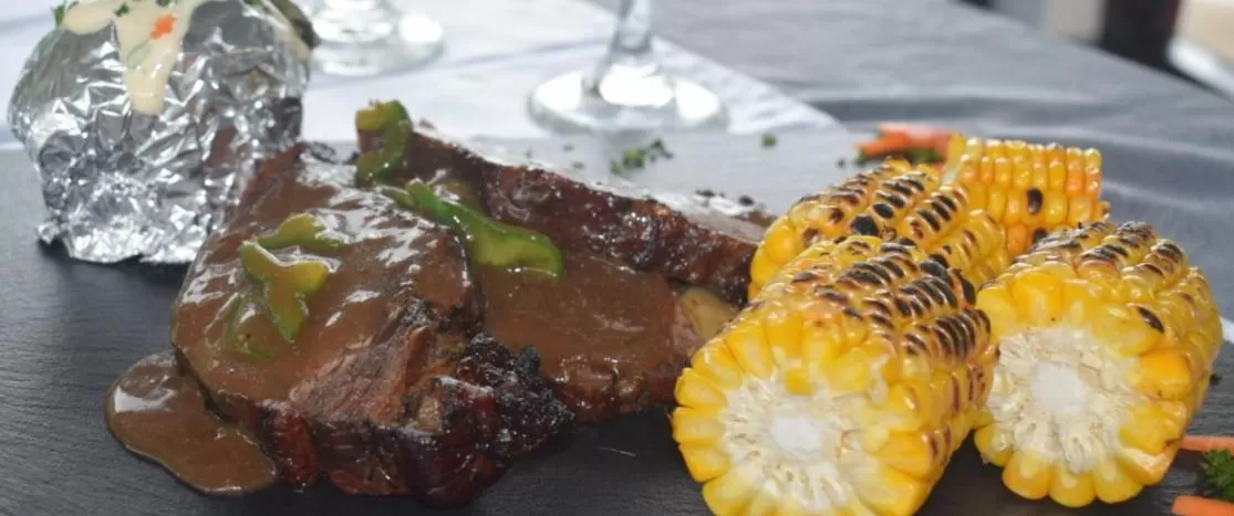 Restaurant/places to eat, Food in Hotel Puerto San Luis