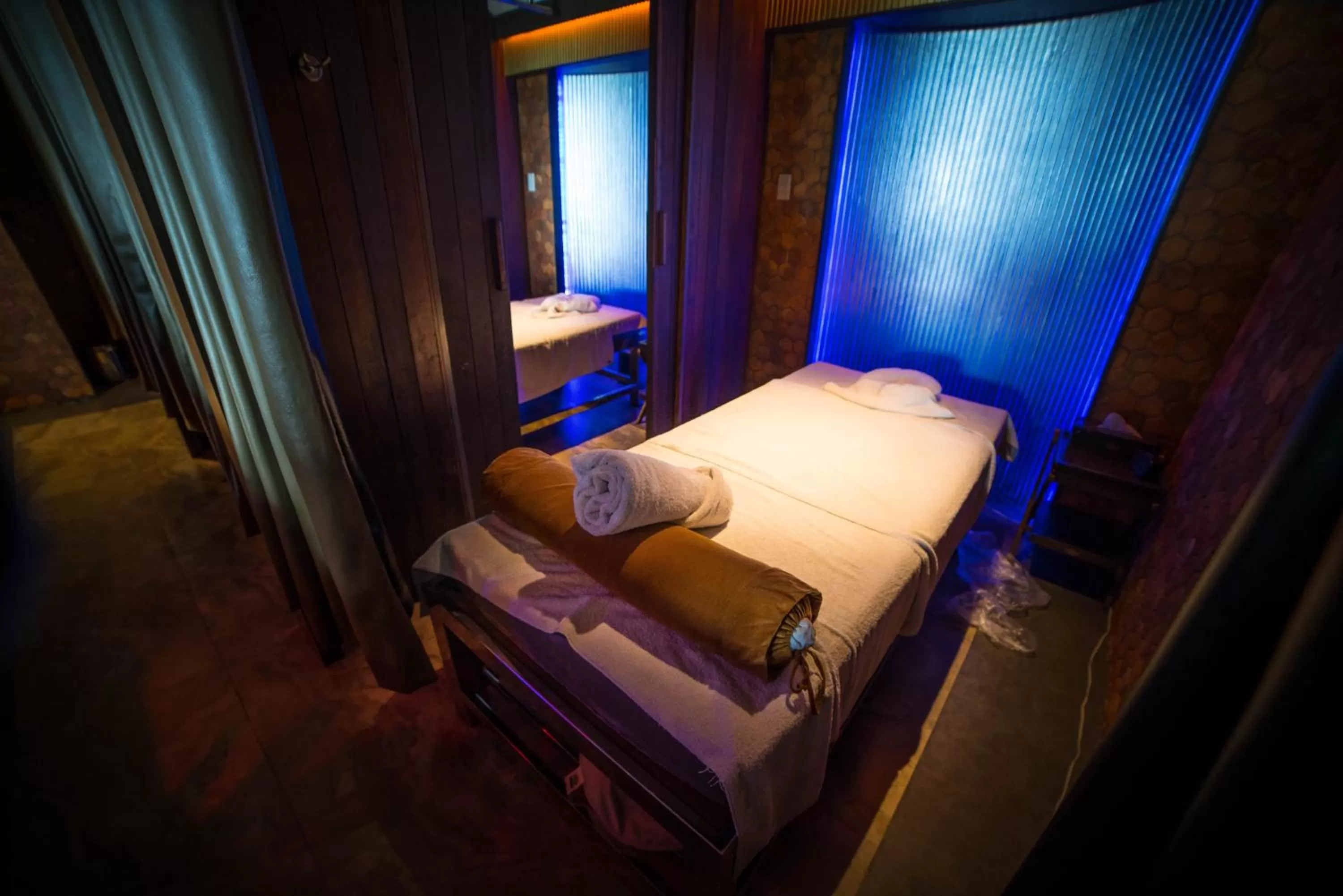 Massage, Bed in ABC Hotel