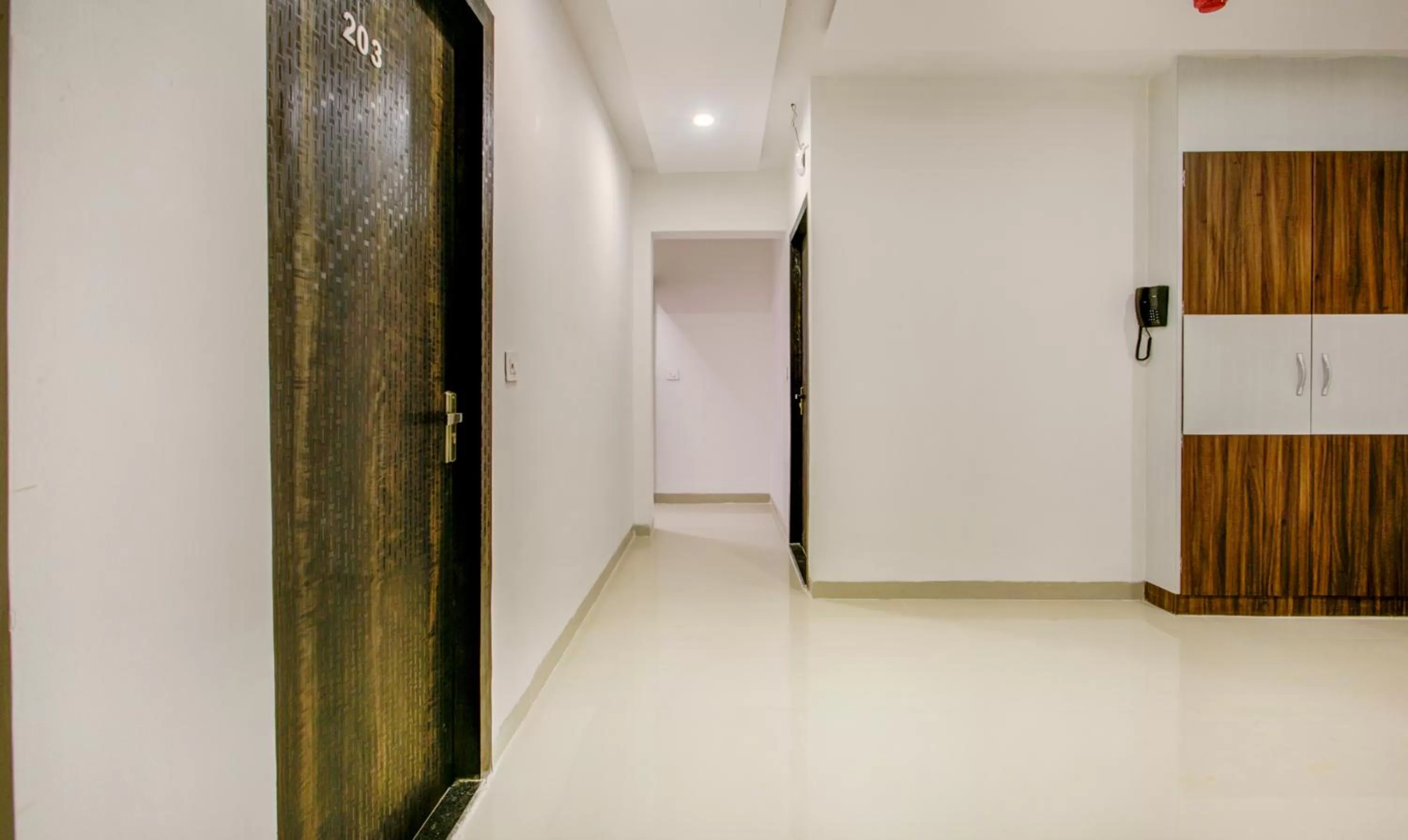 Lobby or reception in Treebo Kings Inn Vashi