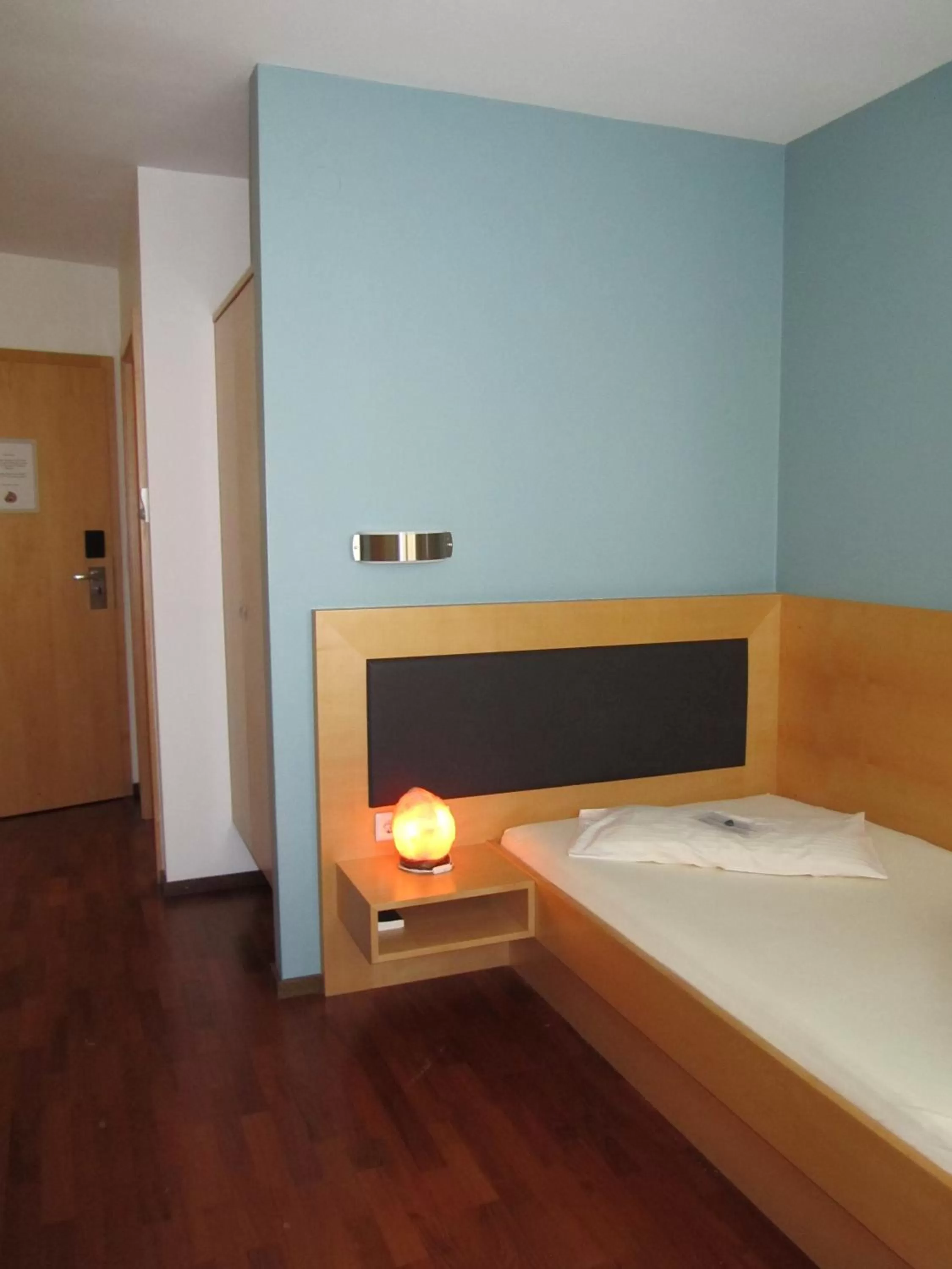 Bed in Businesshotel Valerian