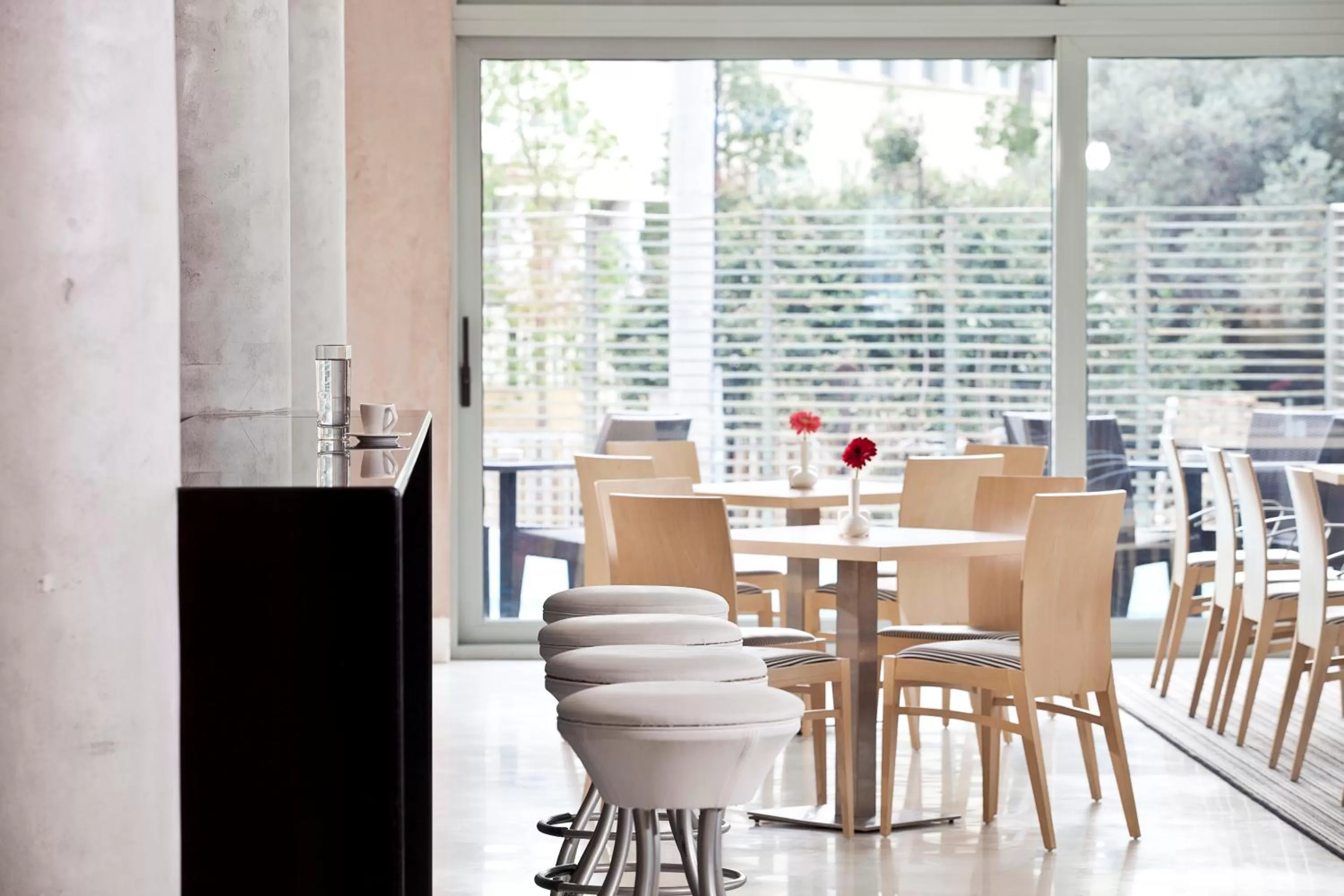 Restaurant/places to eat in Civitel Olympic