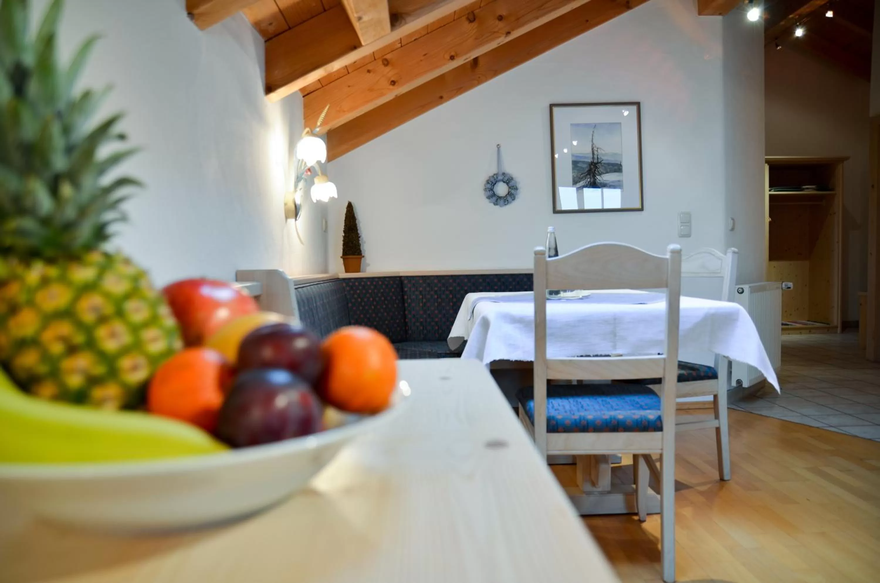 Seating area, Dining Area in Hotel Restaurant Ferienwohnungen ALPENHOF