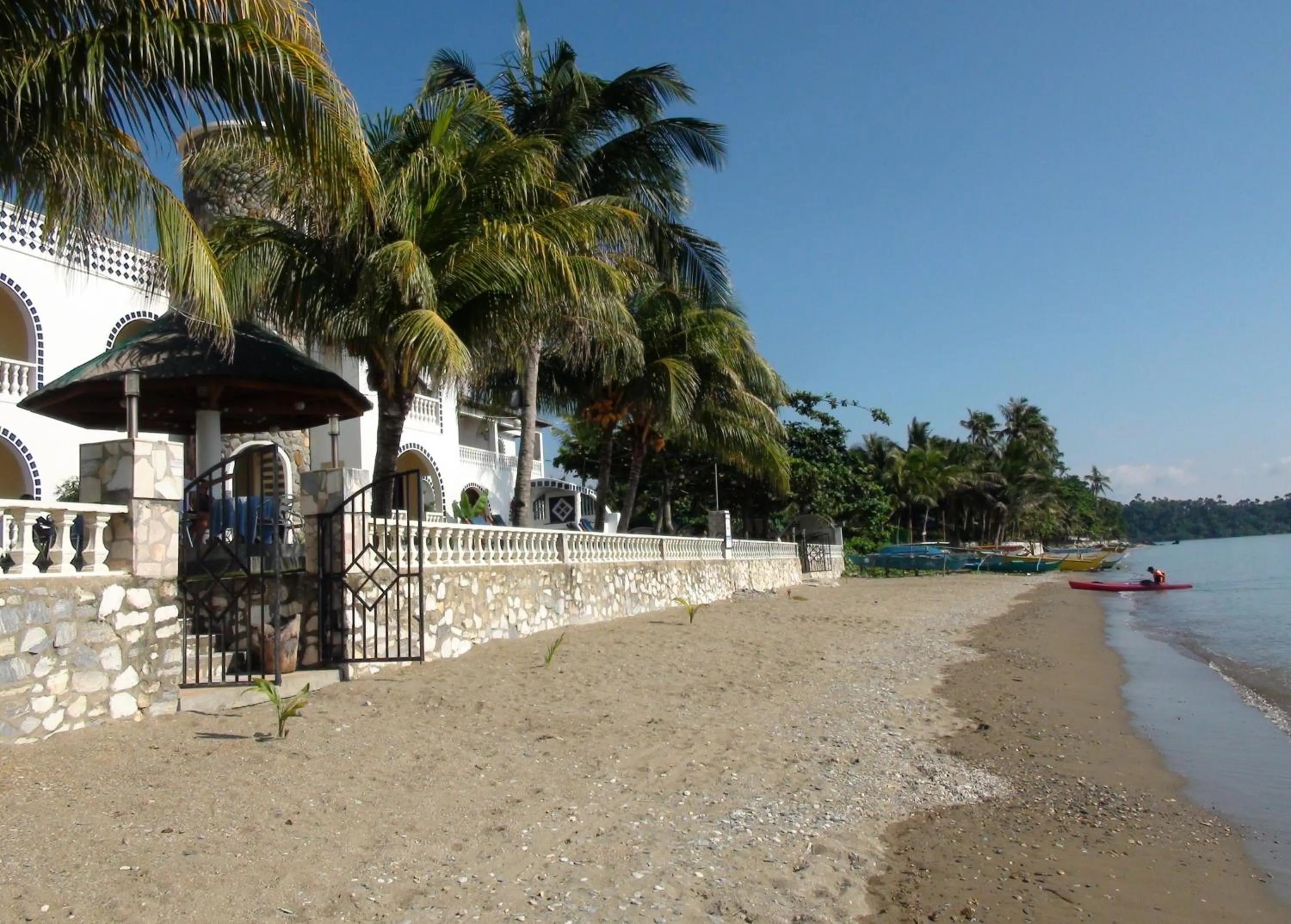Beach in Squares Beachside Apartments
