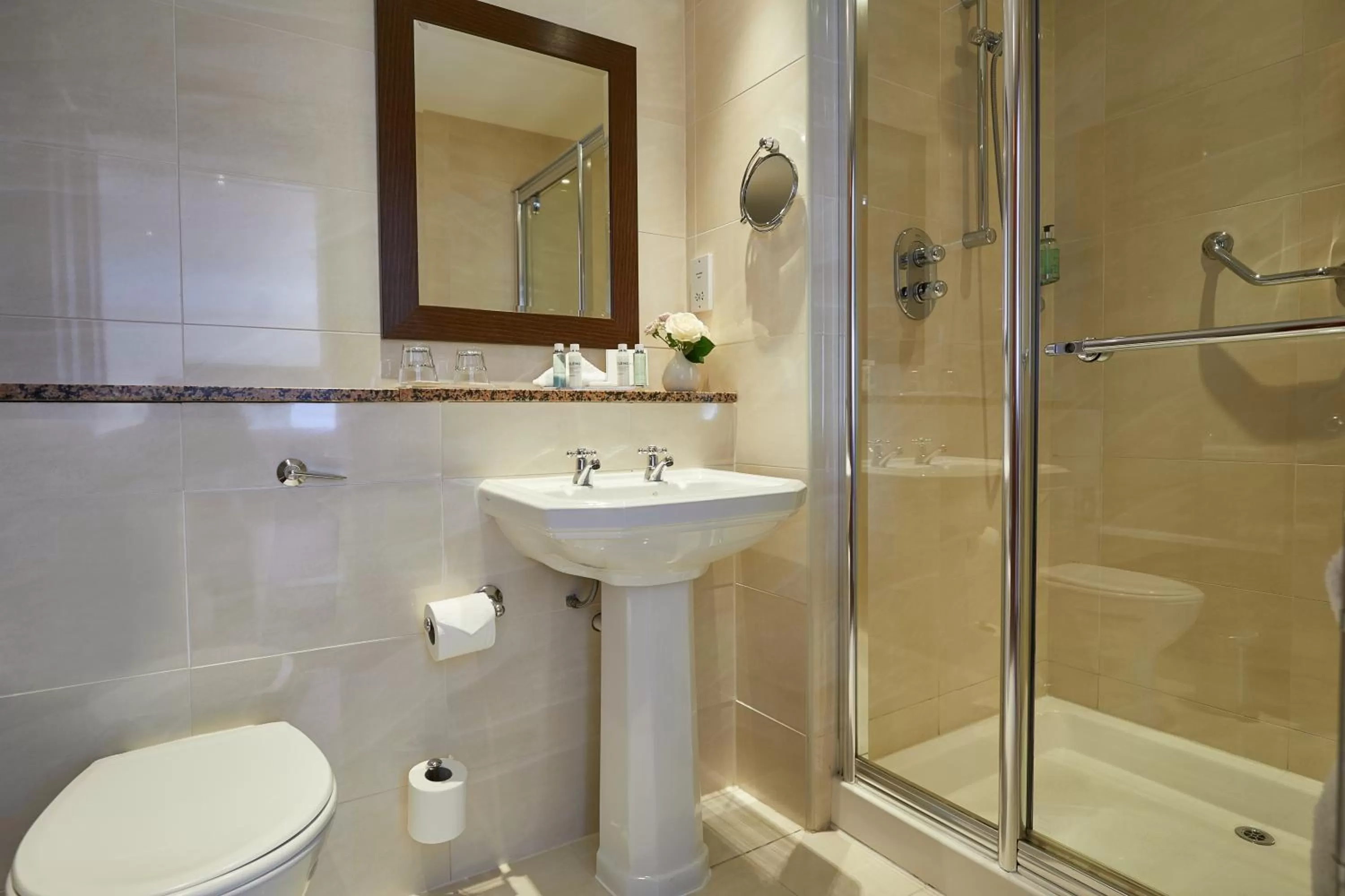 Shower in The Grange Manor