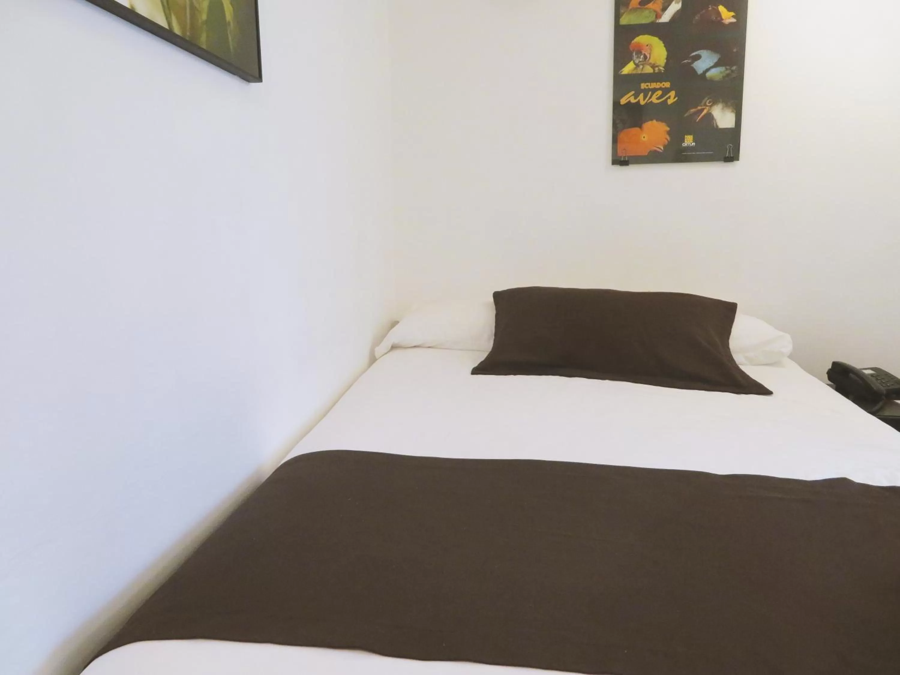 Bed in Bird Garden Guest House