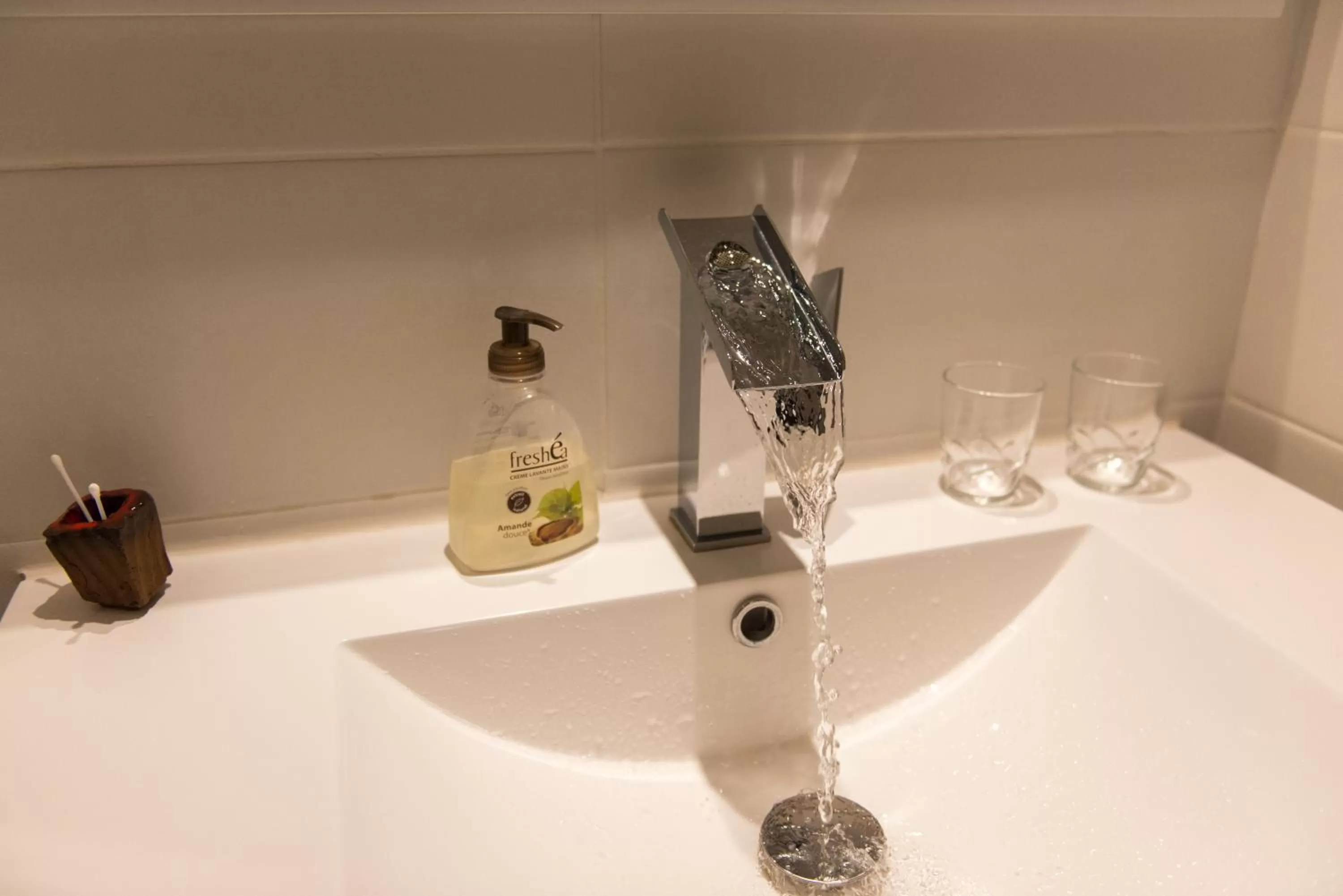 Bathroom in Maison d'hôtes Aux Deux Cigognes