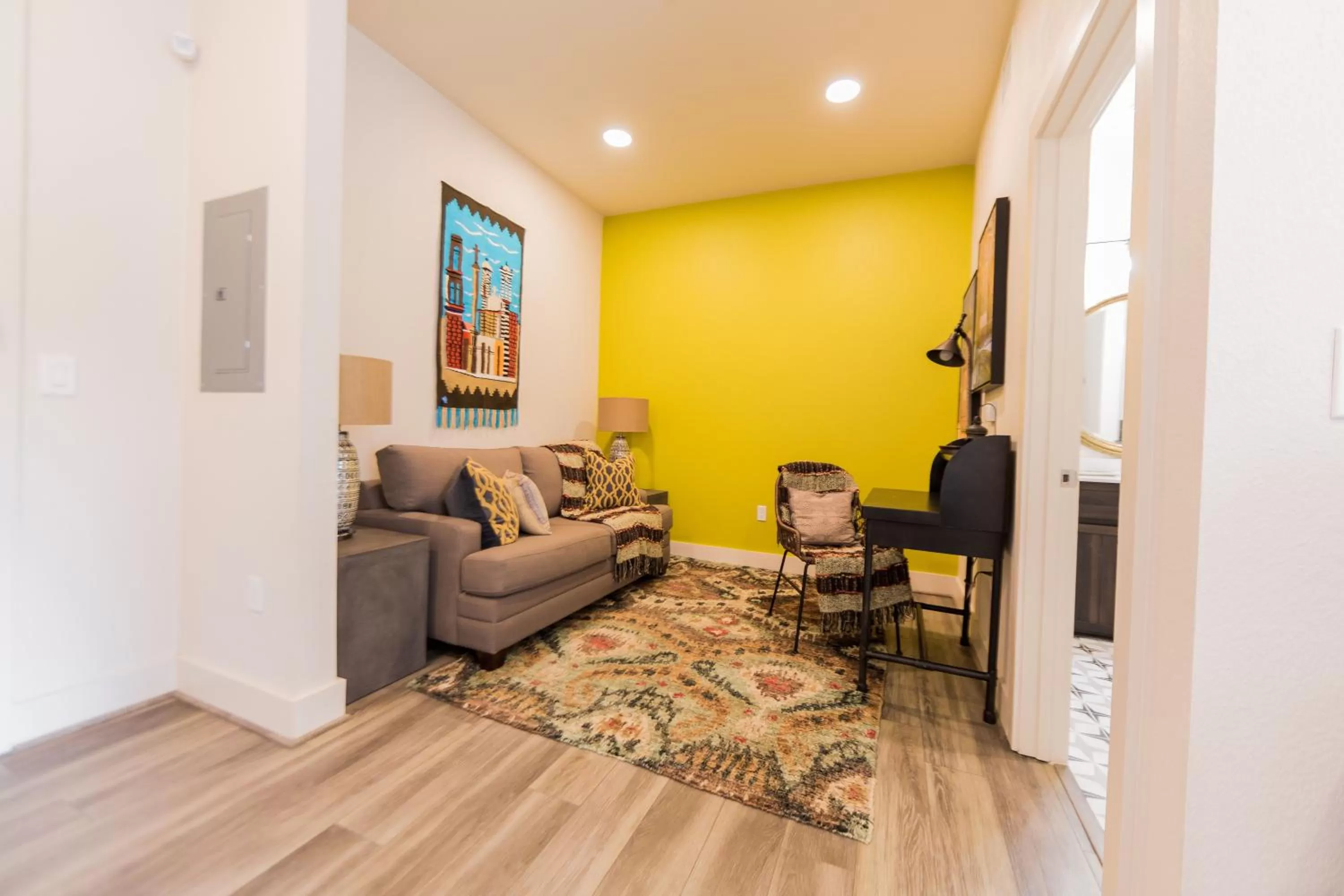 The Bishop Arts Hotel by Qresorts